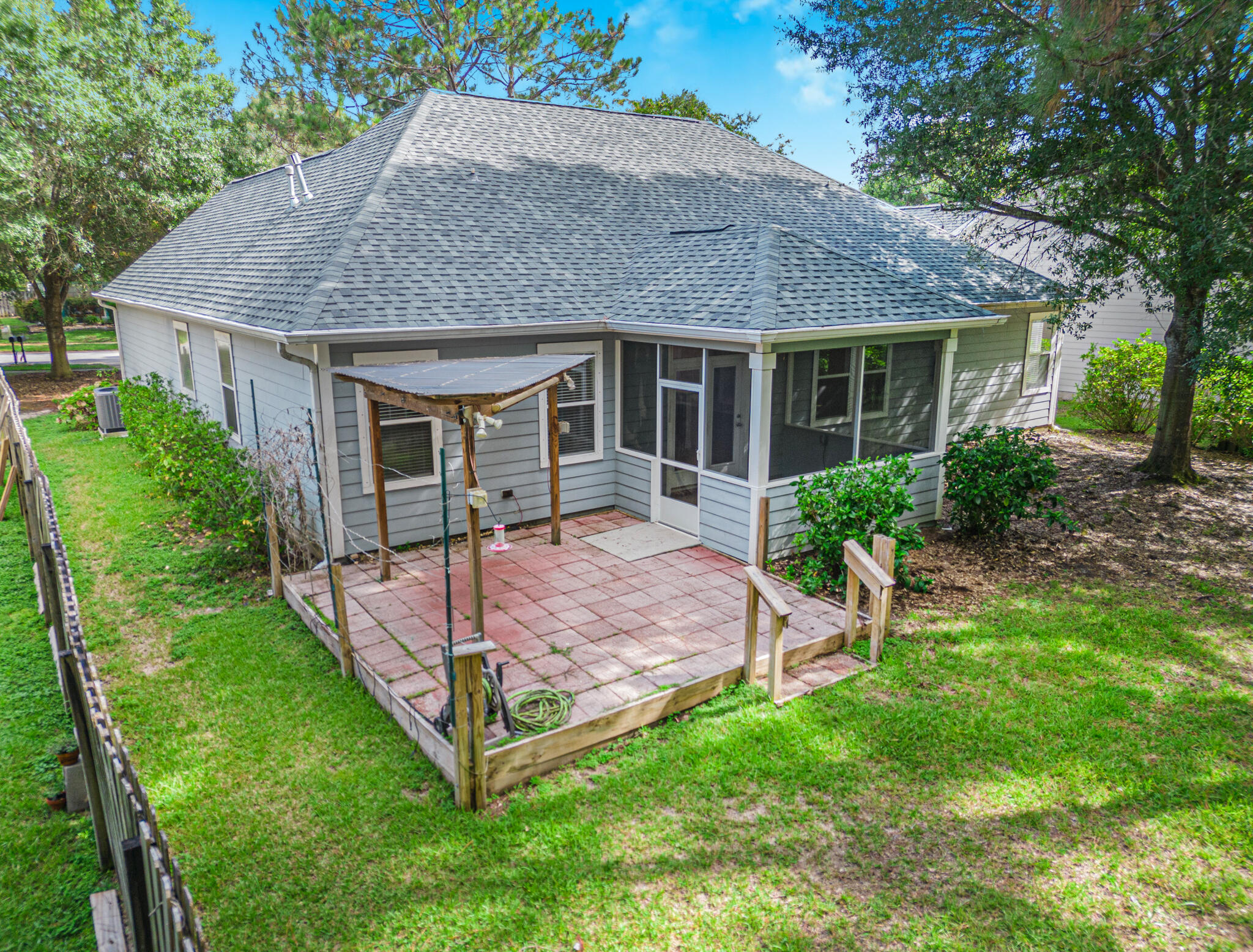 HAMMOCK BAY - Residential