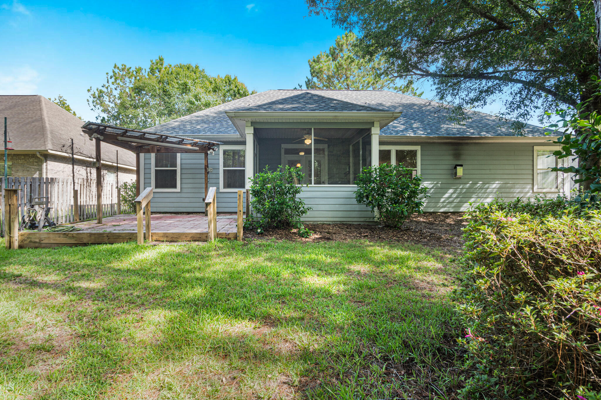 HAMMOCK BAY - Residential