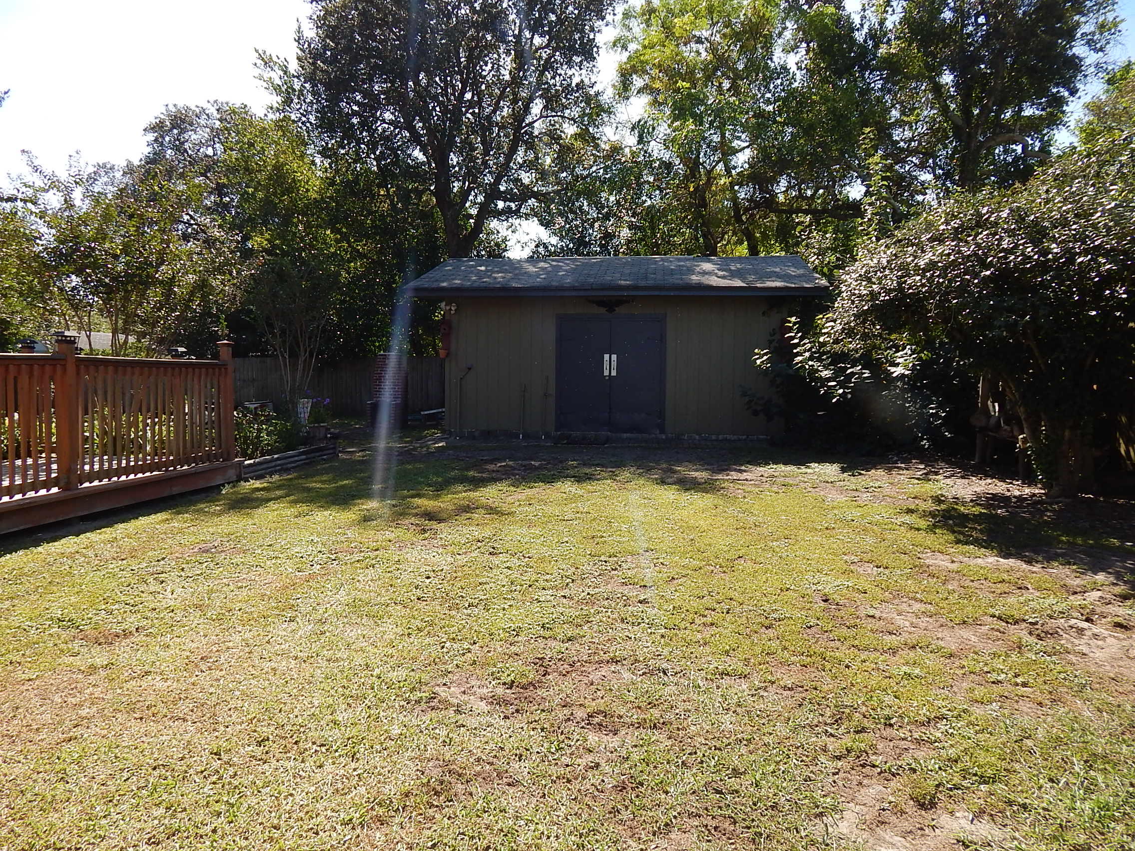 BAYOU WOODS - Residential