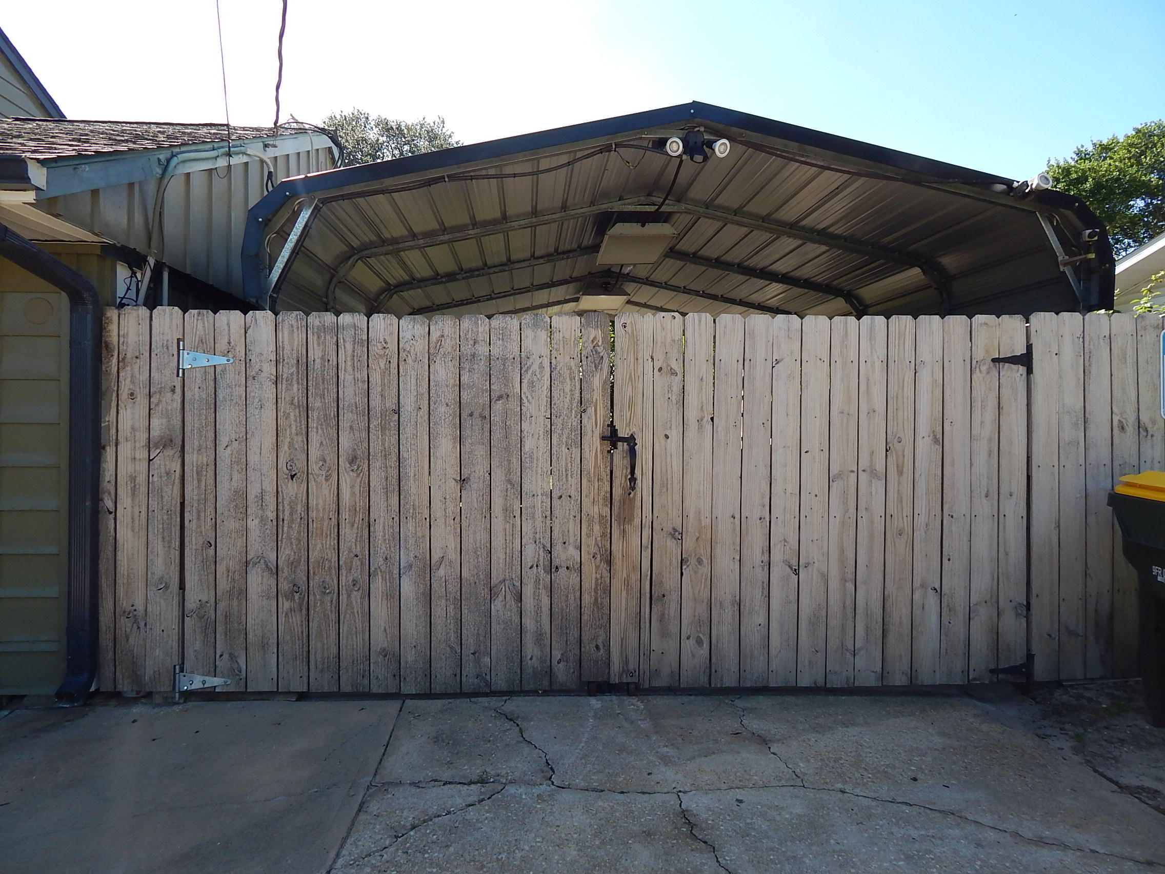 BAYOU WOODS - Residential