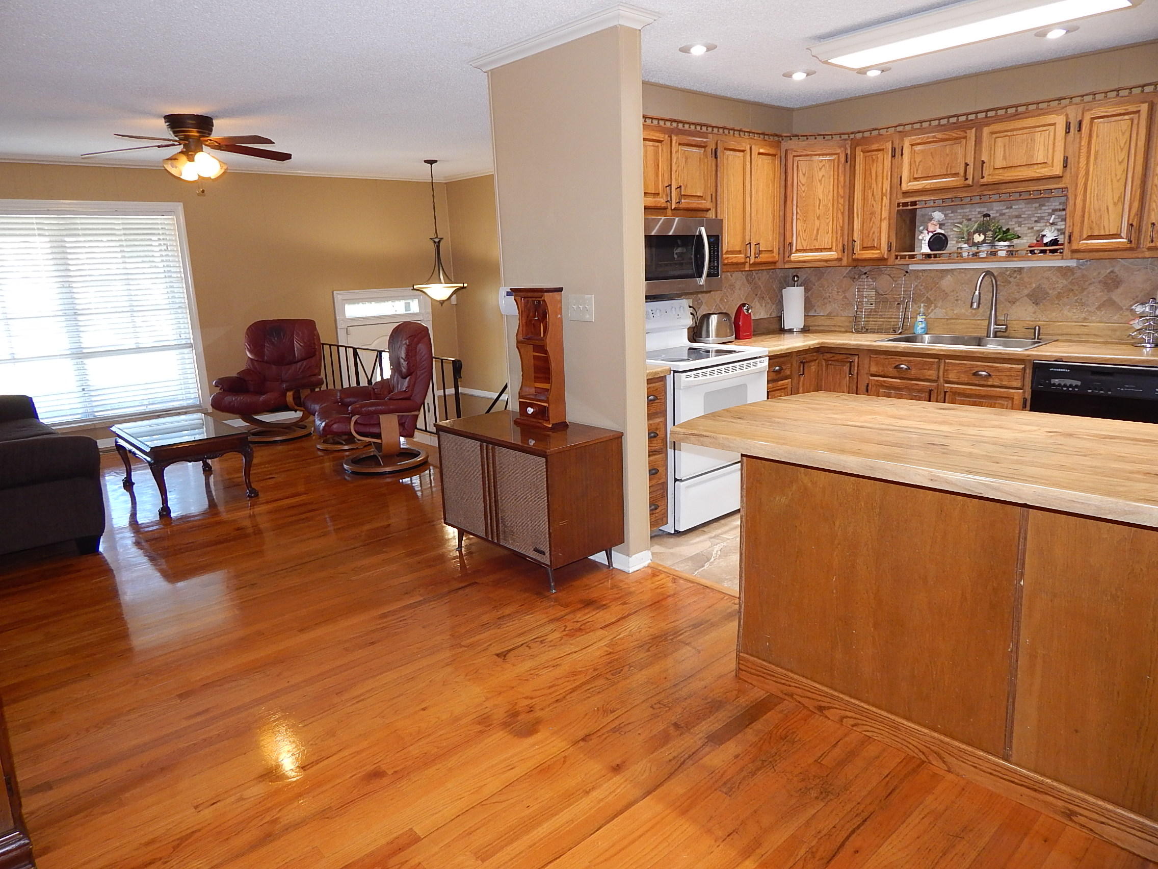 BAYOU WOODS - Residential