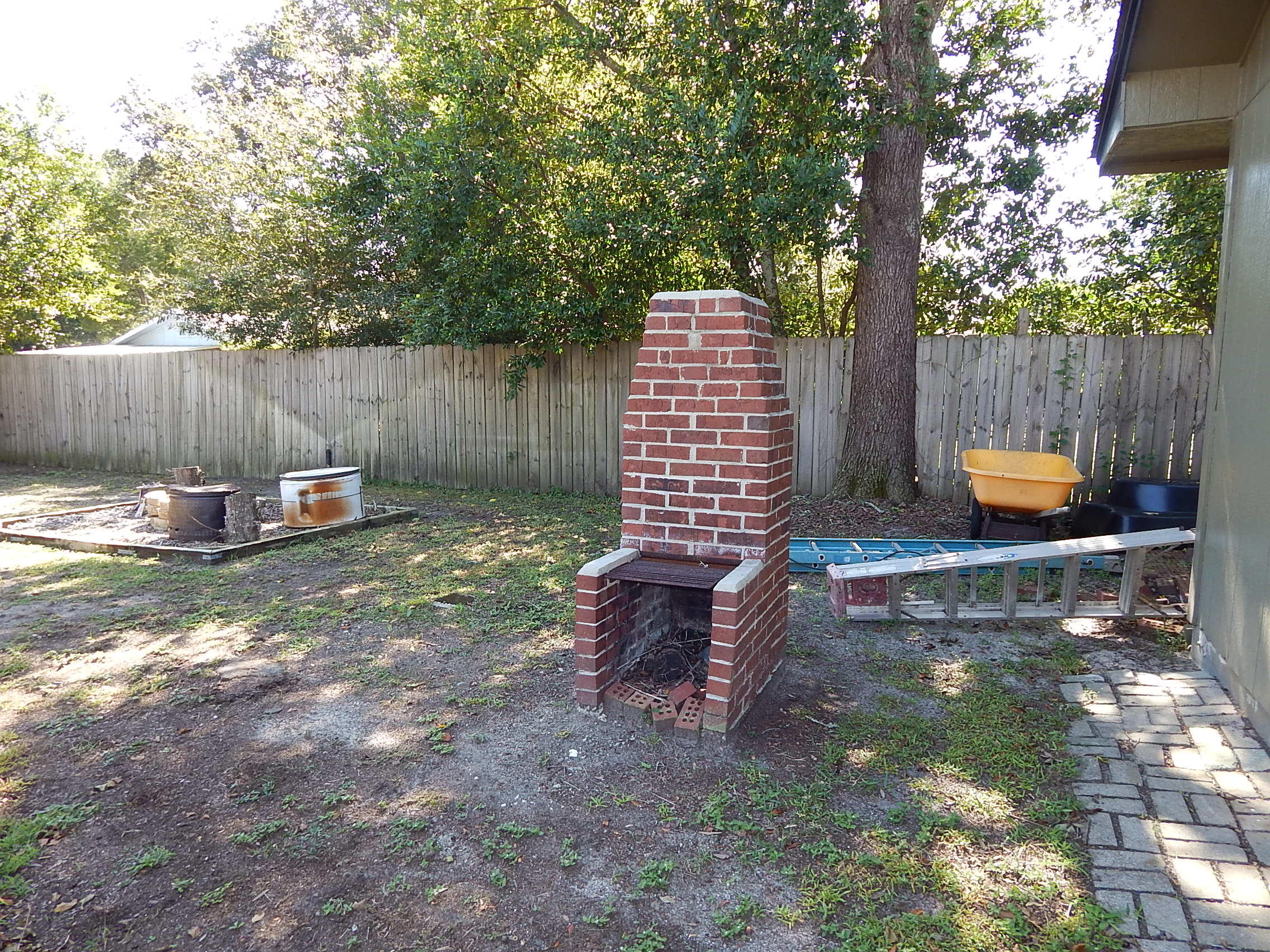 BAYOU WOODS - Residential