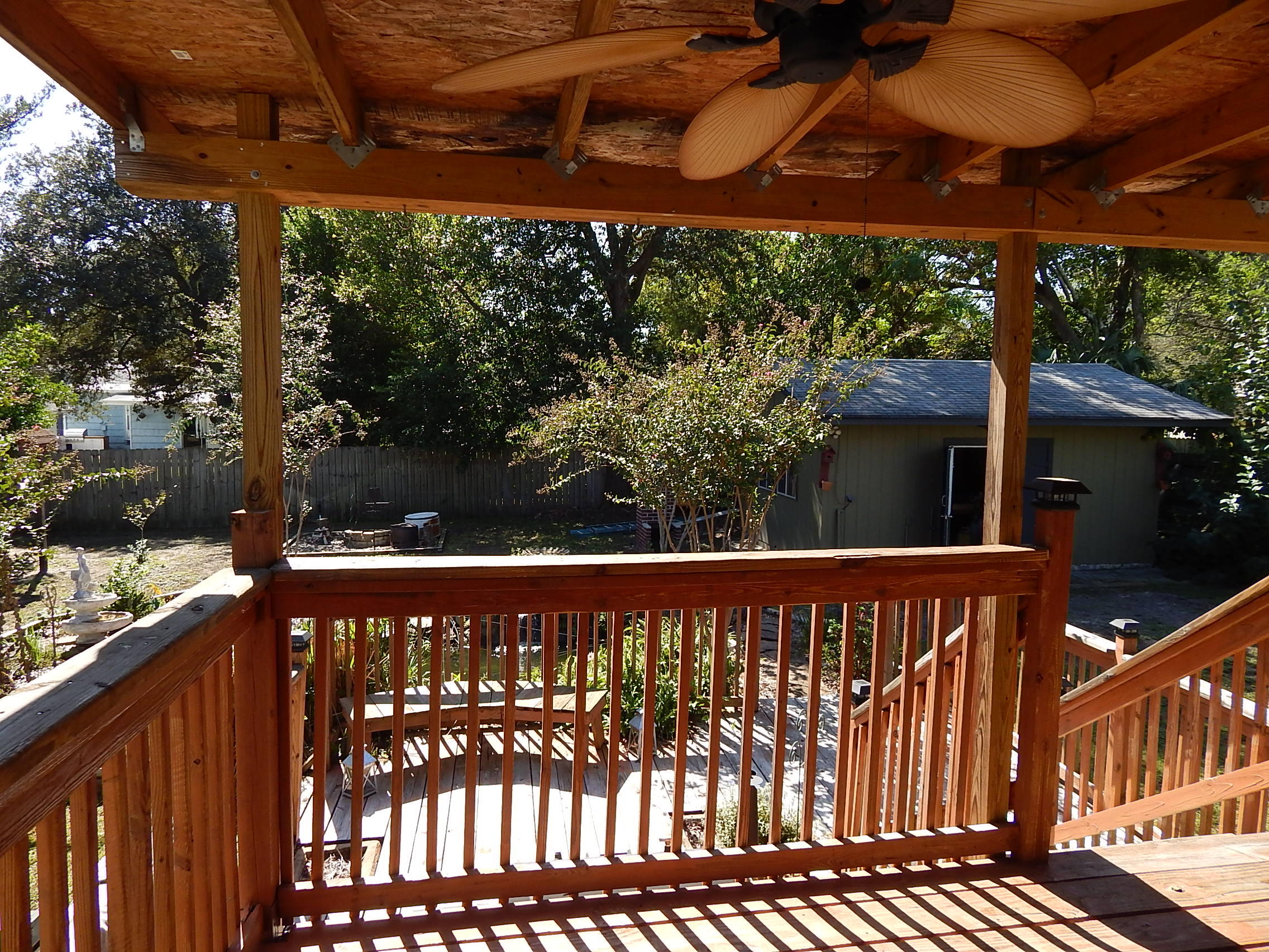 BAYOU WOODS - Residential