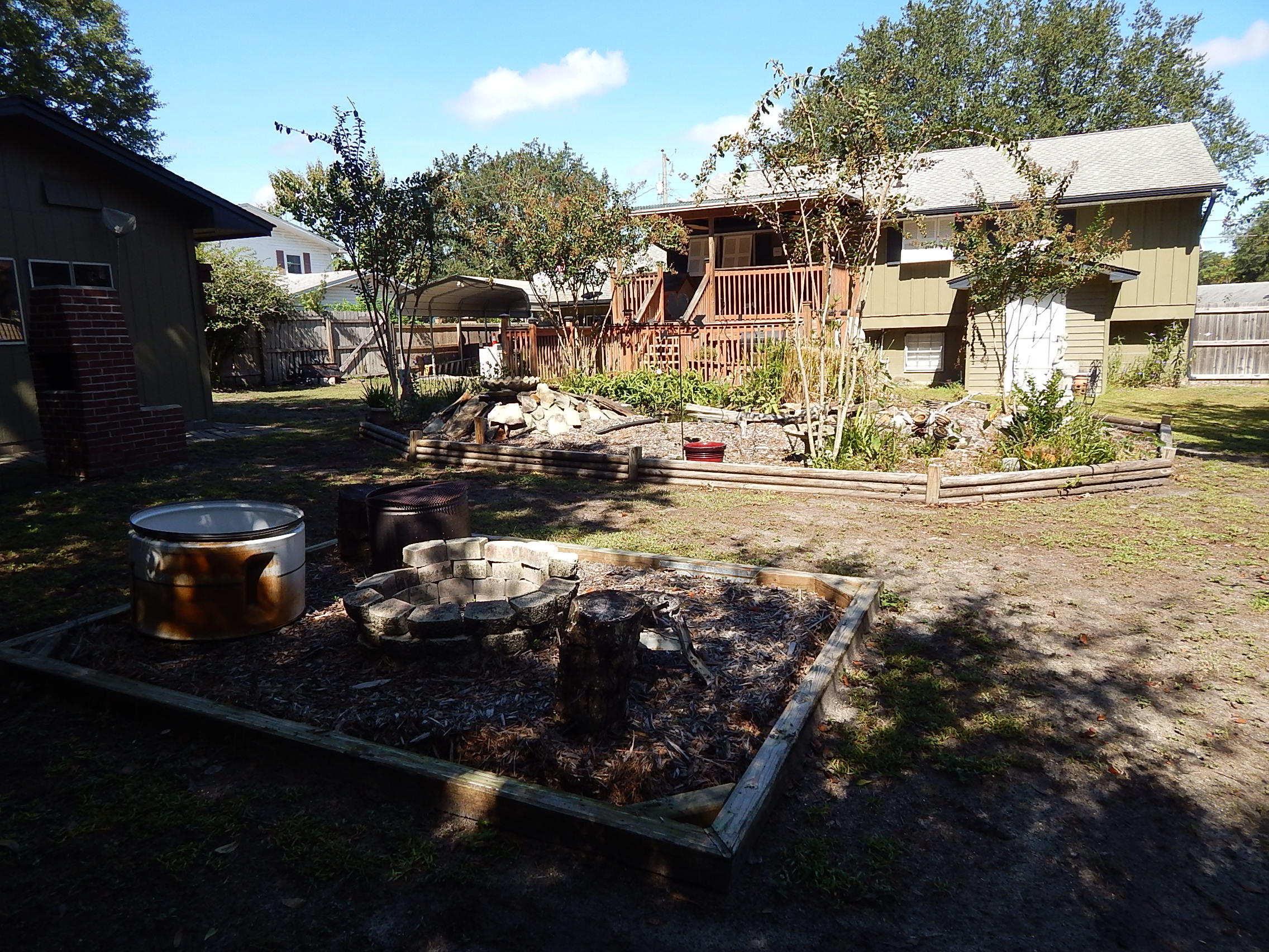 BAYOU WOODS - Residential