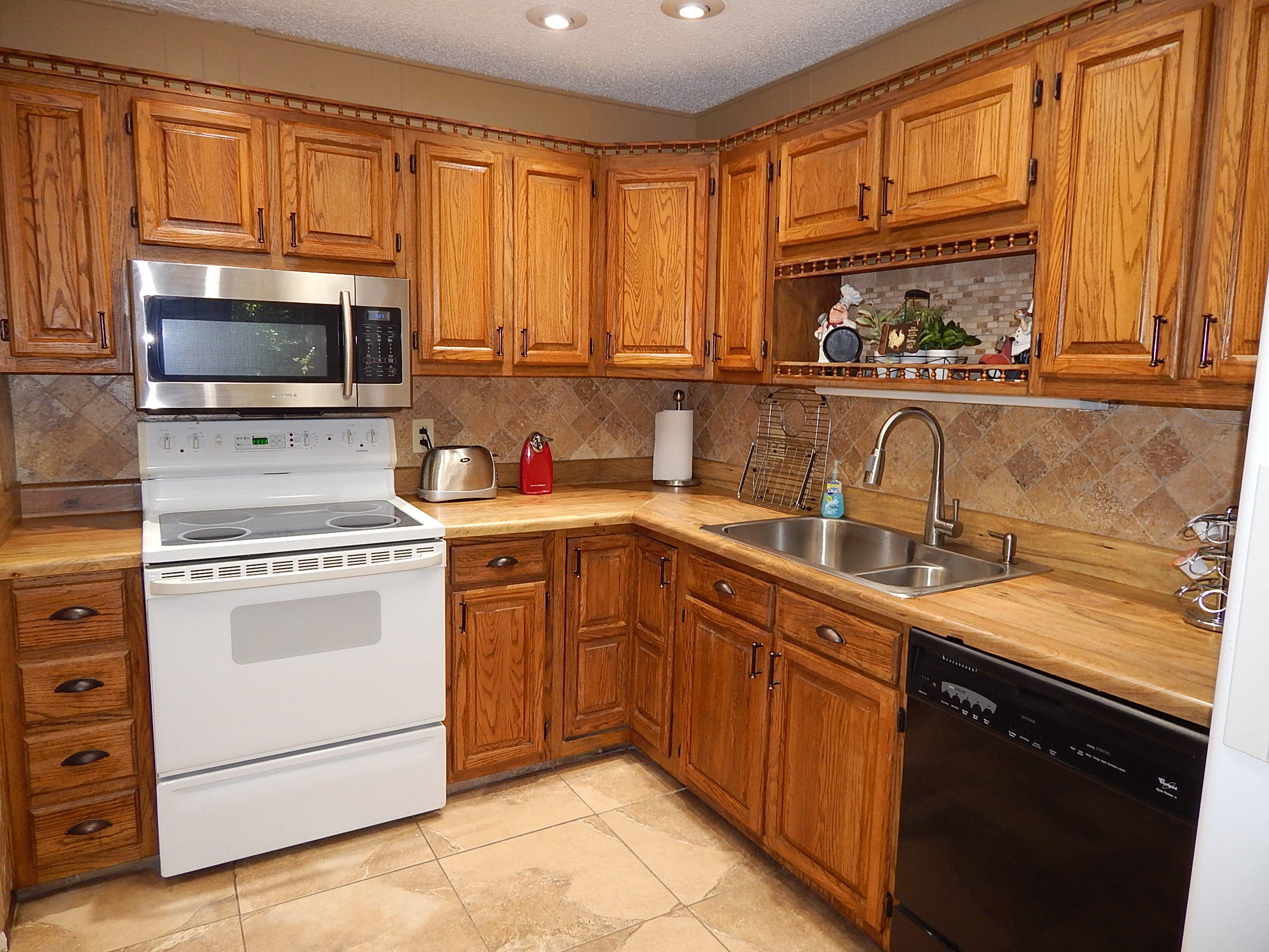 BAYOU WOODS - Residential