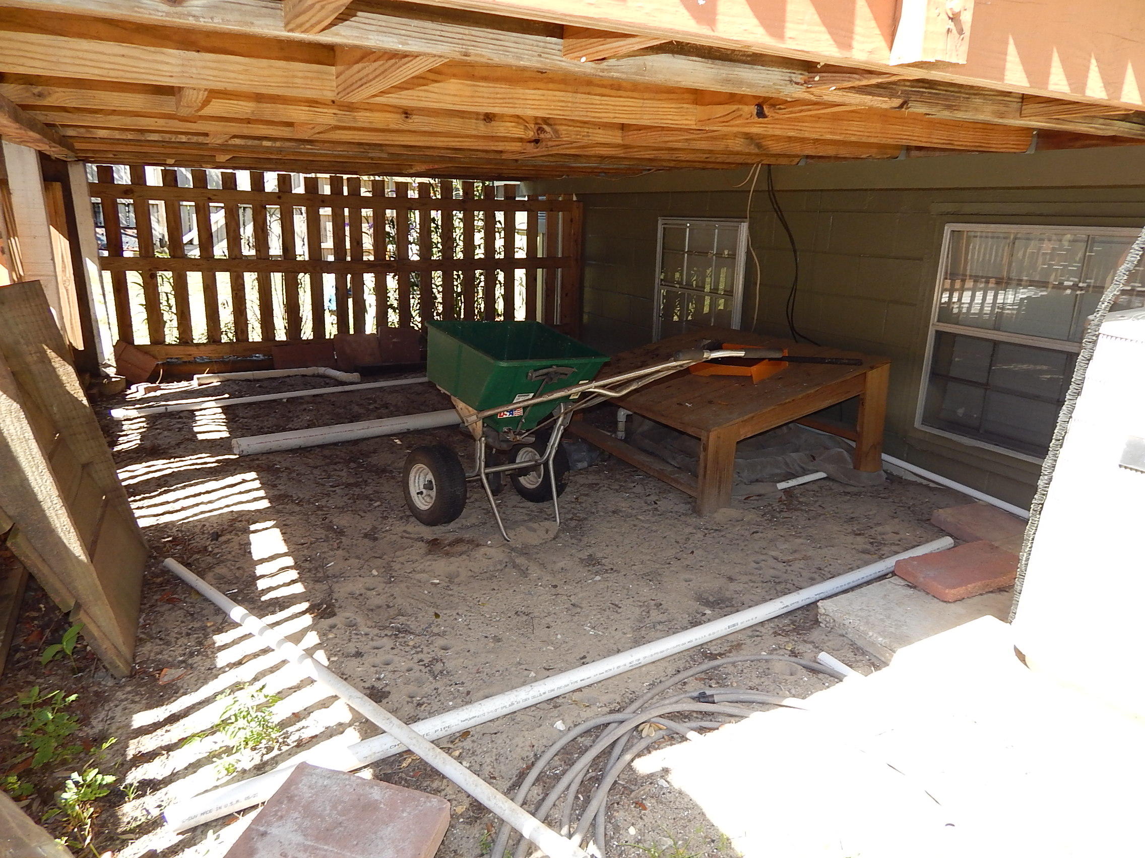 BAYOU WOODS - Residential