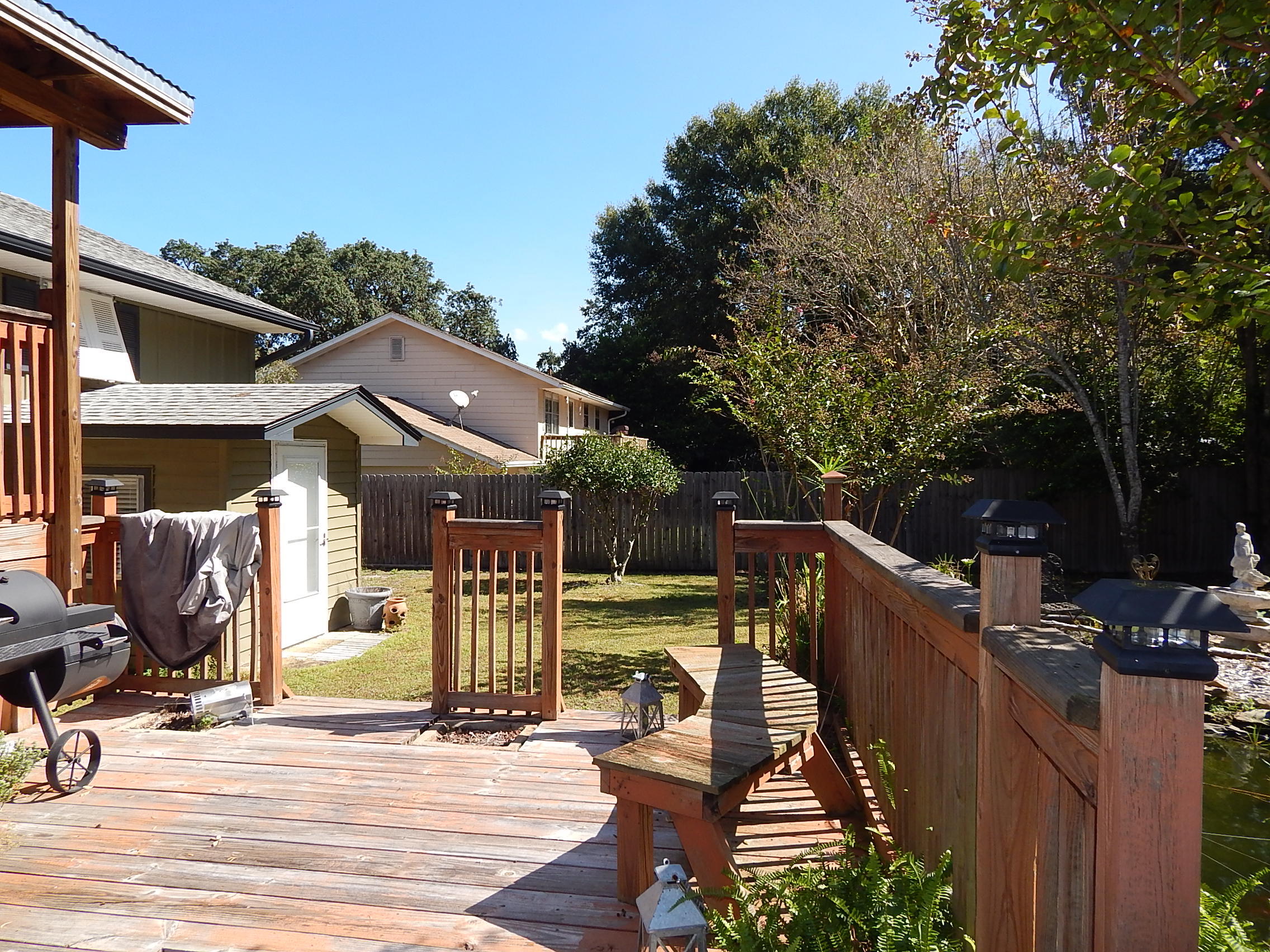 BAYOU WOODS - Residential