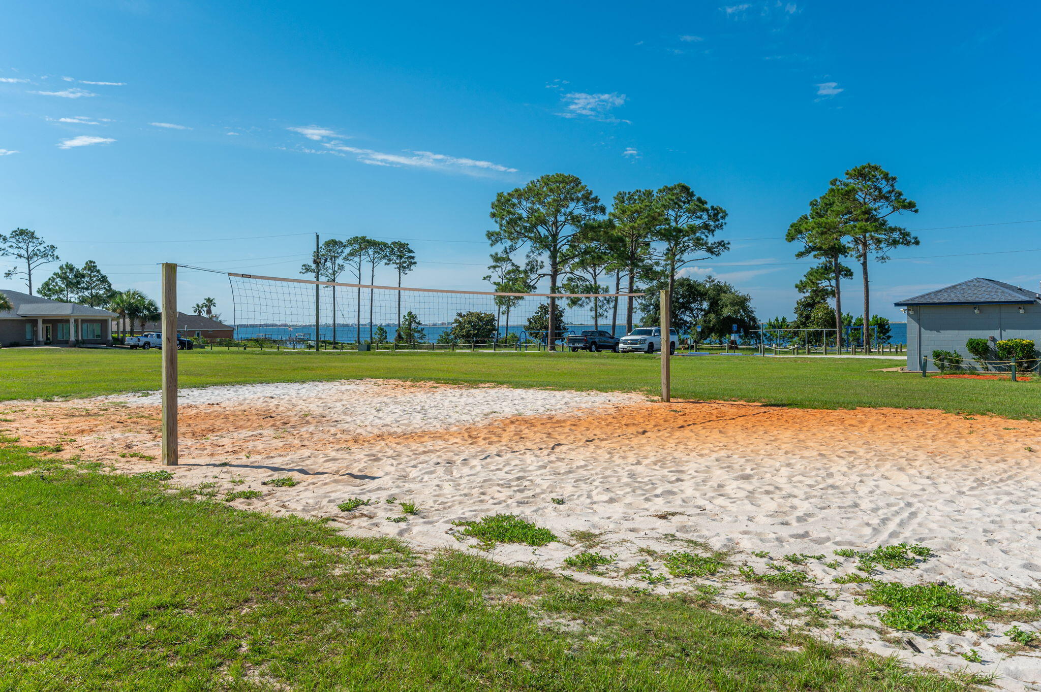 HOLLEY BY THE SEA - Residential