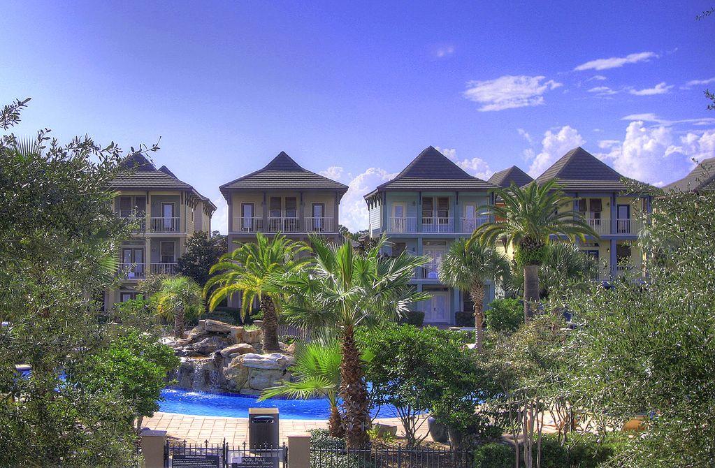 VILLAGES OF CRYSTAL BEACH - Residential