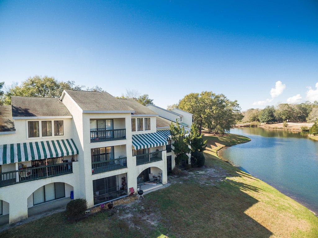 LAKESIDE CONDO AT BLUEWATER BAY - Residential