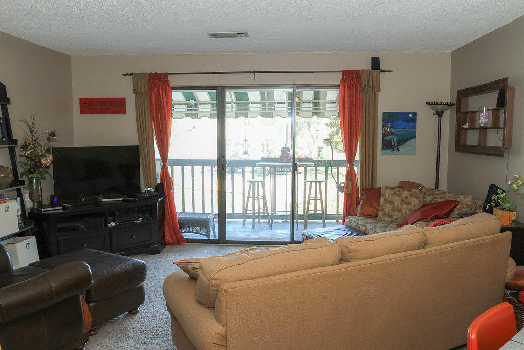 LAKESIDE CONDO AT BLUEWATER BAY - Residential