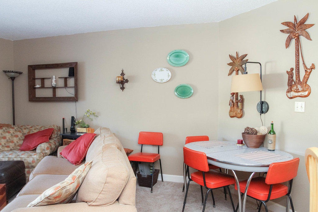 LAKESIDE CONDO AT BLUEWATER BAY - Residential