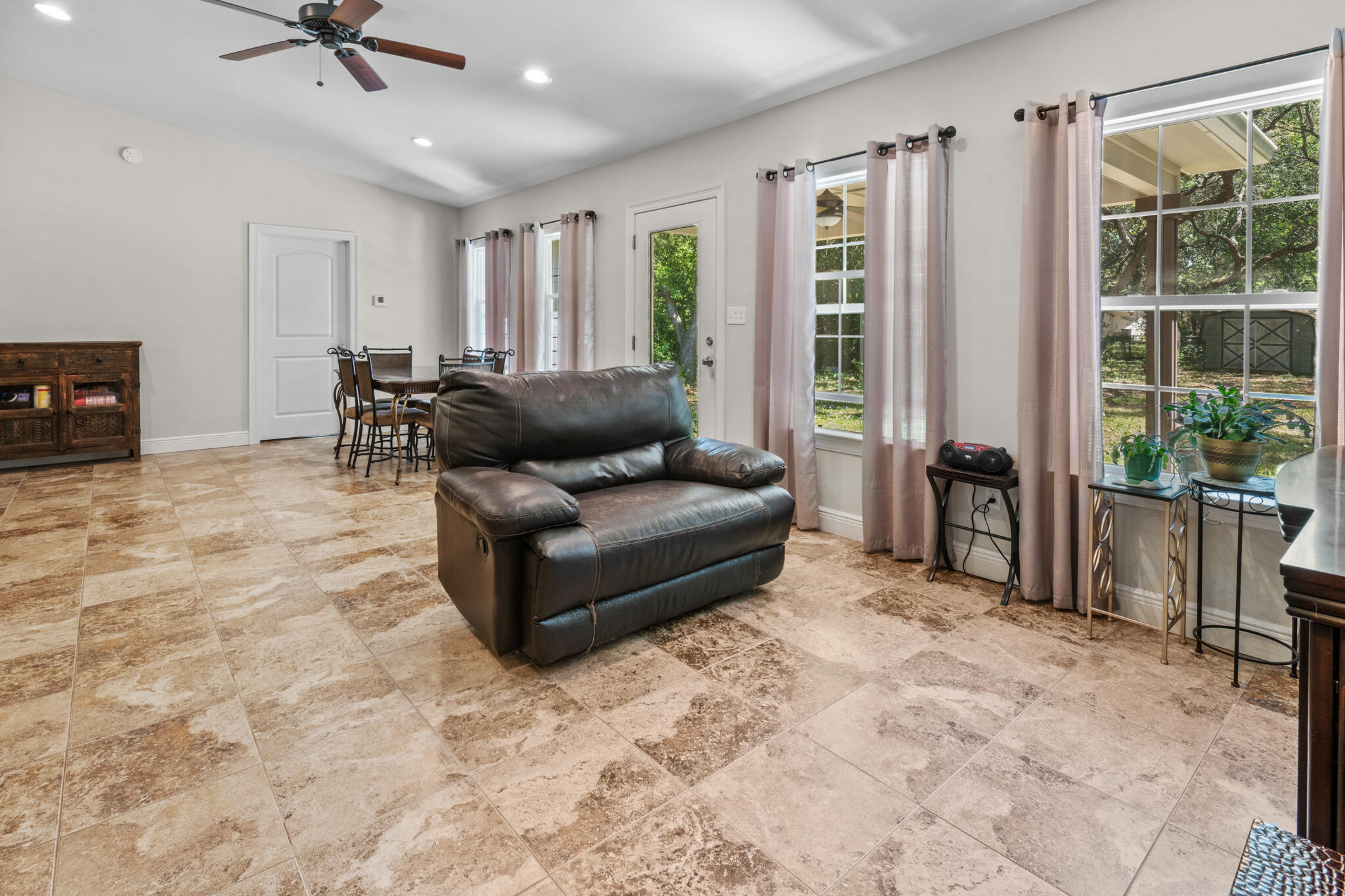 MORENO ACRES S/D - Residential