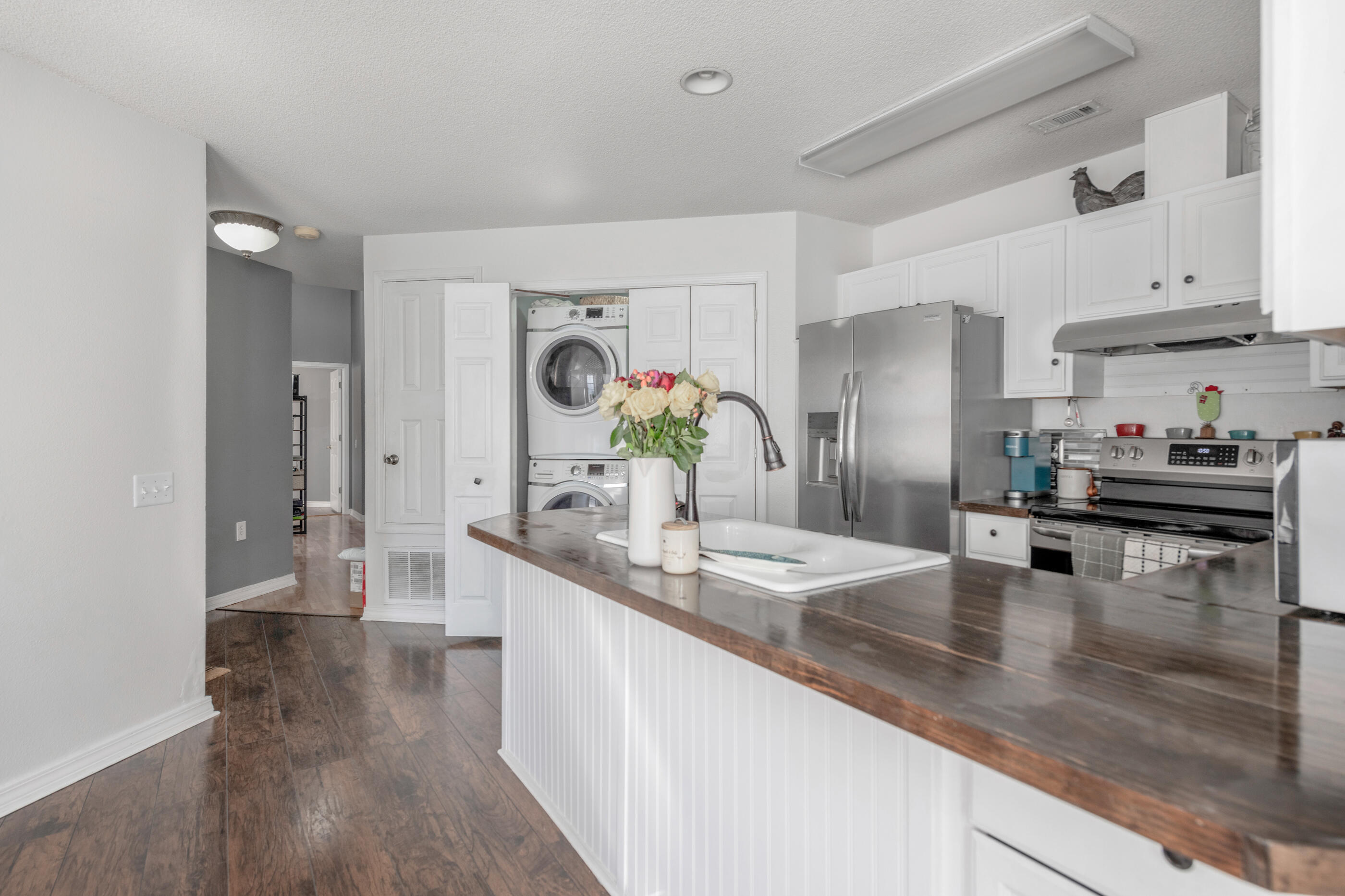 LIGHTHOUSE POINTE UNIT 1 & 2 - Residential