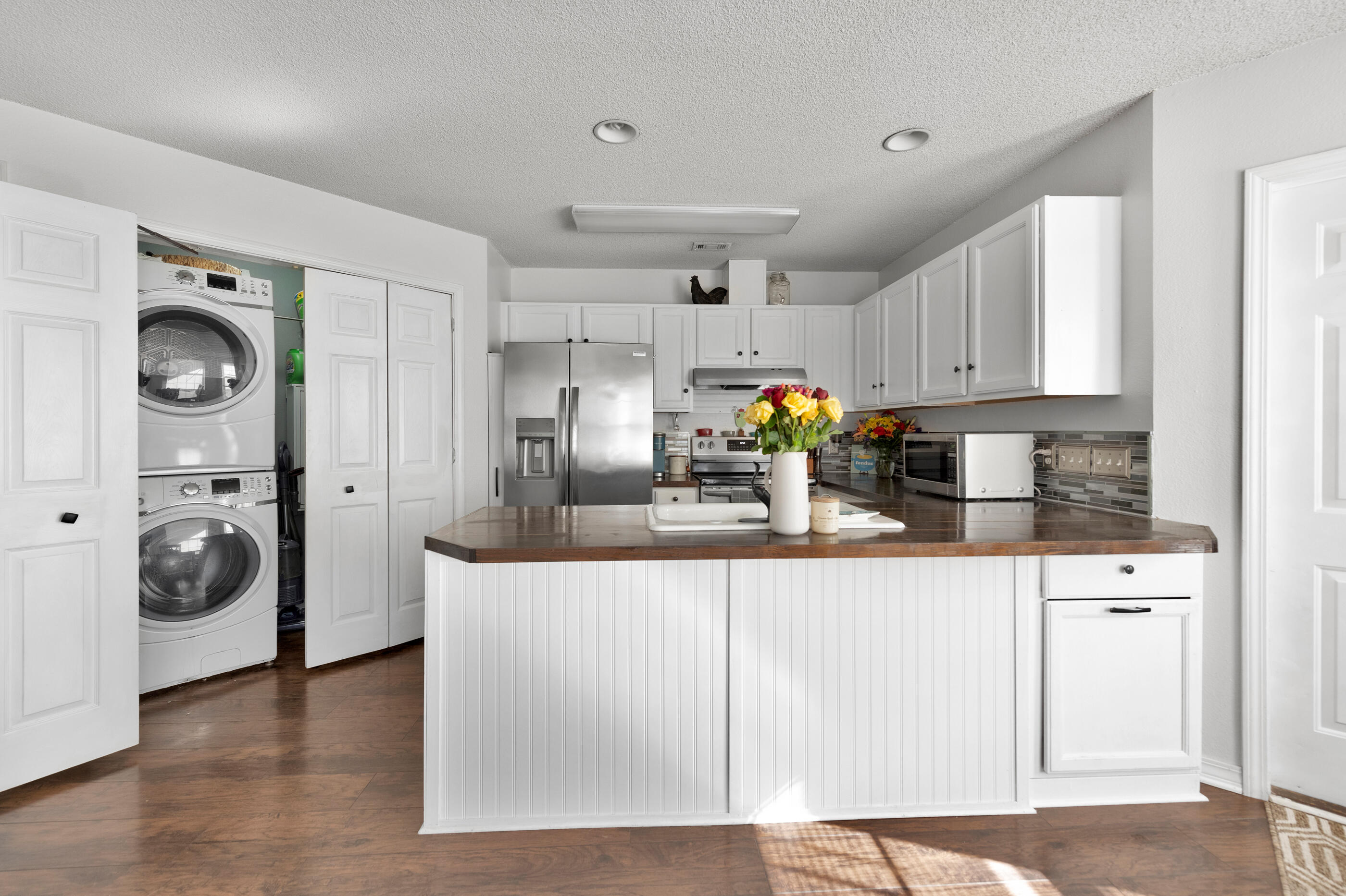 LIGHTHOUSE POINTE UNIT 1 & 2 - Residential