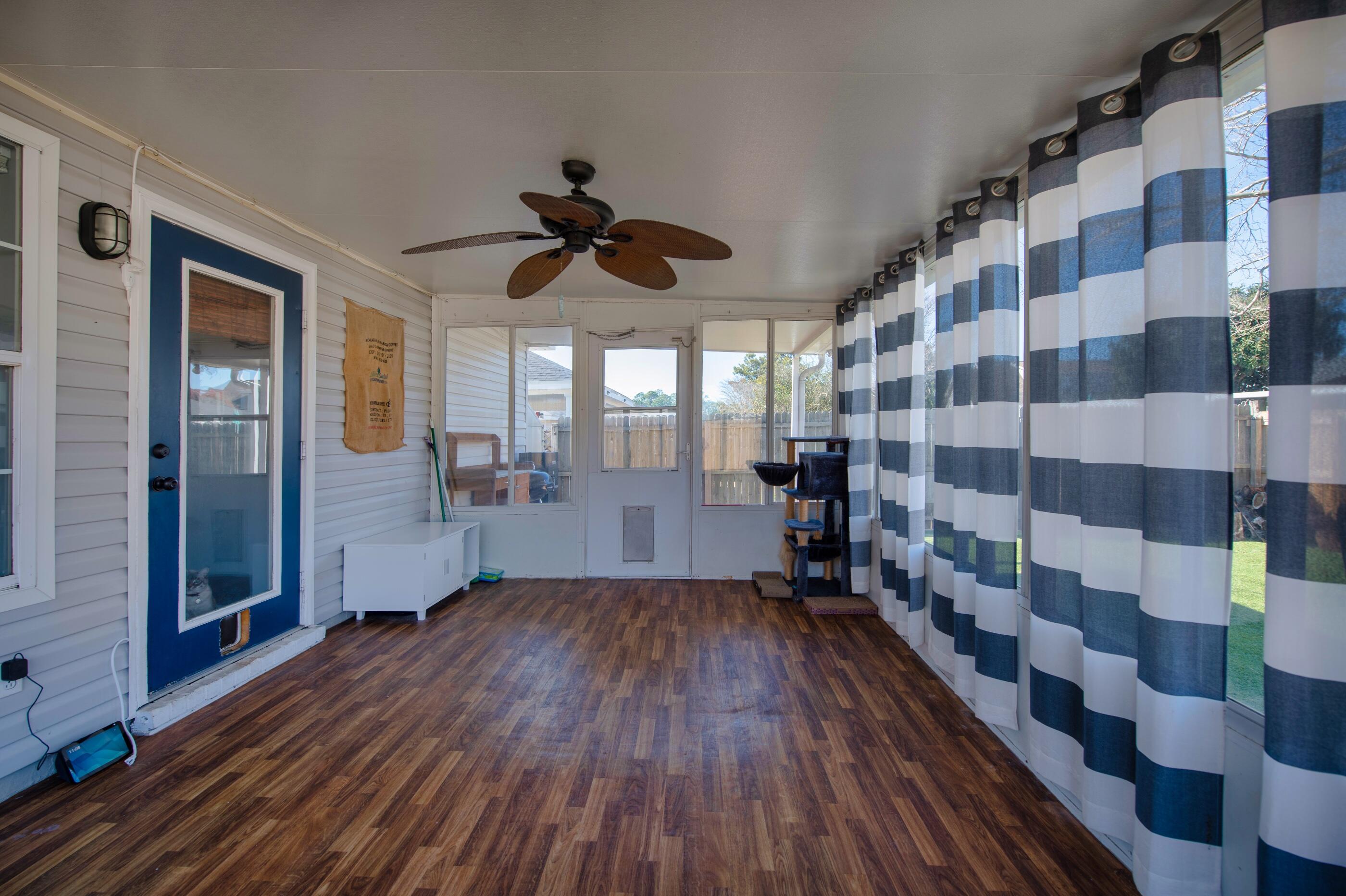 LIGHTHOUSE POINTE UNIT 1 & 2 - Residential