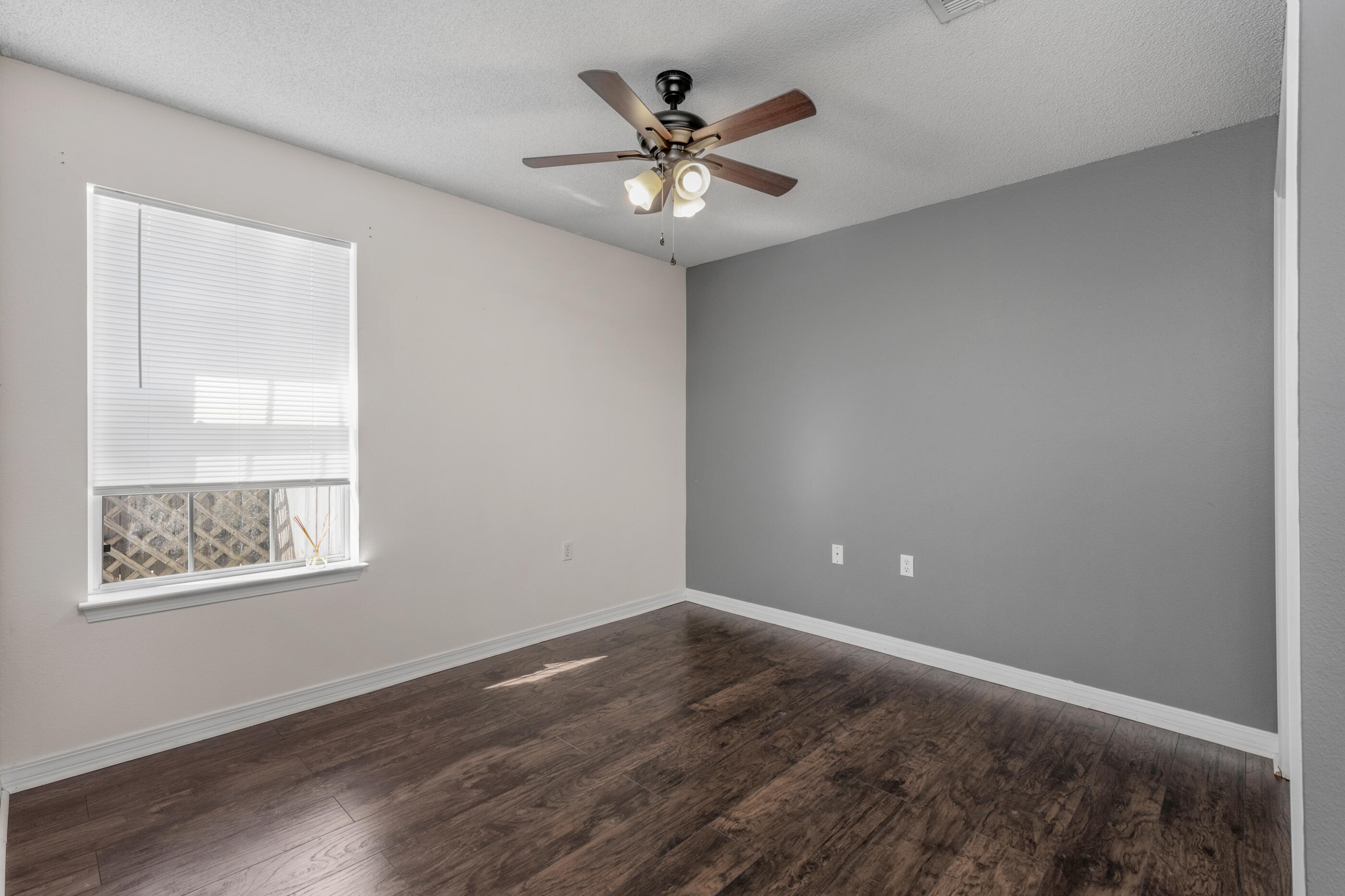 LIGHTHOUSE POINTE UNIT 1 & 2 - Residential
