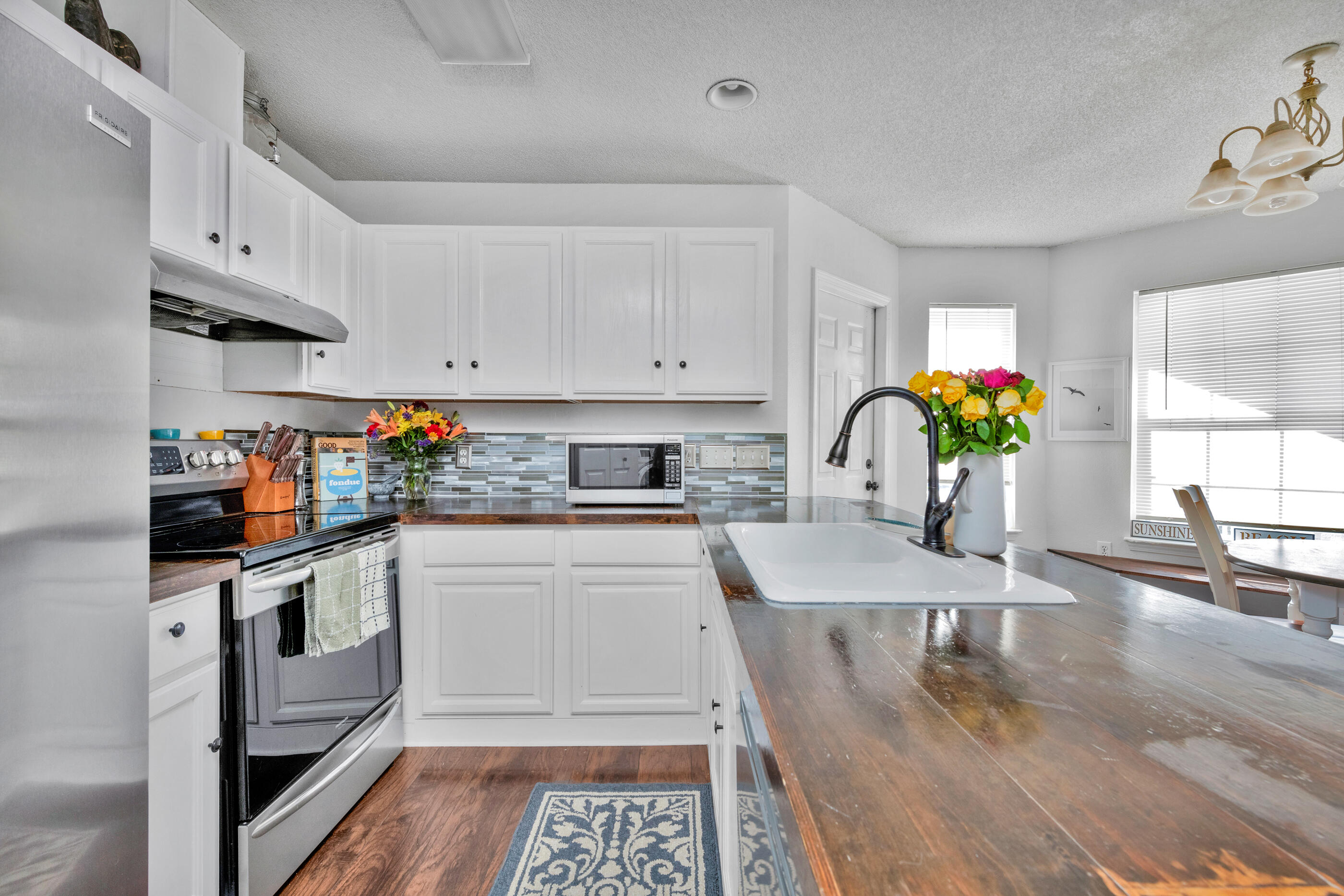 LIGHTHOUSE POINTE UNIT 1 & 2 - Residential