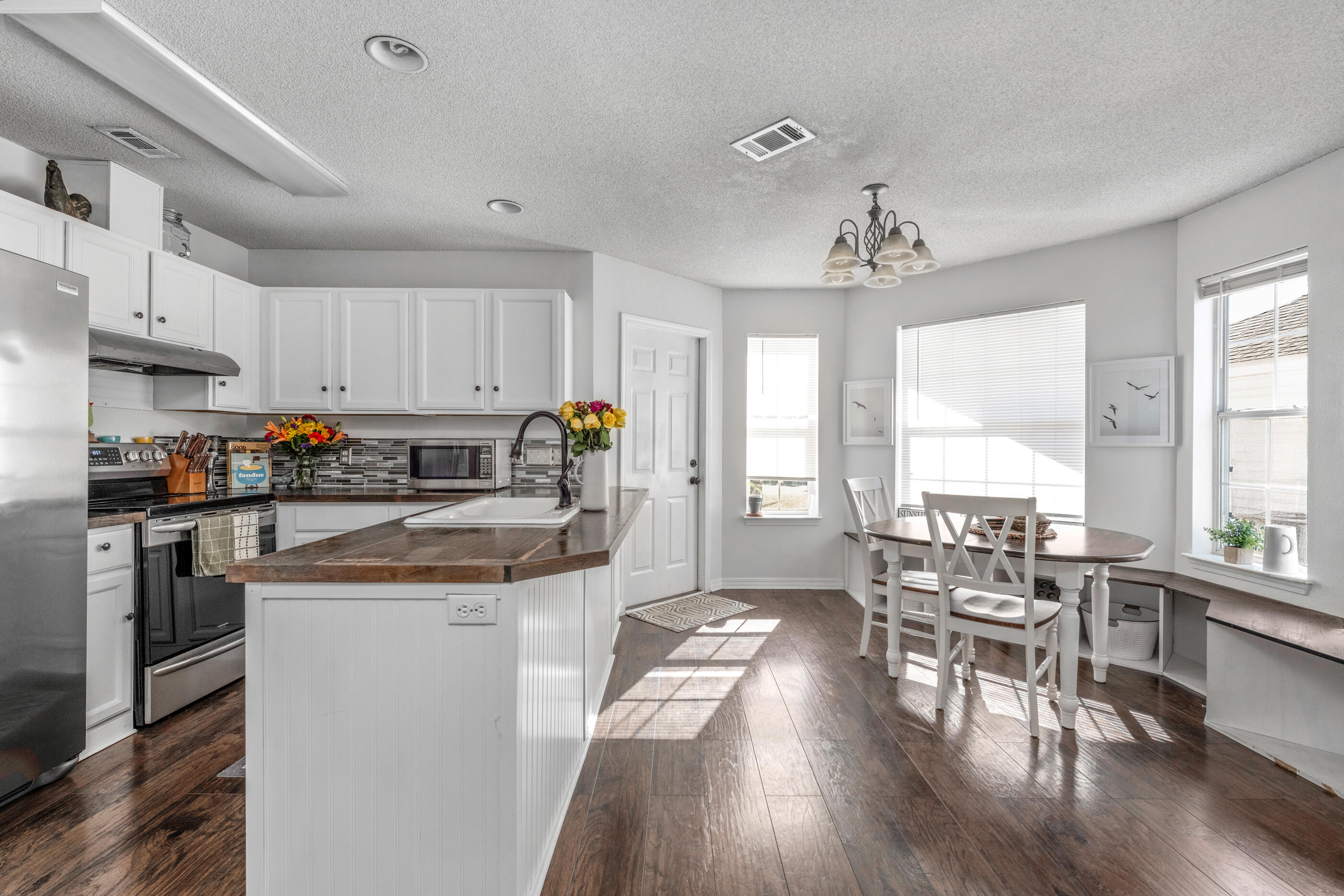 LIGHTHOUSE POINTE UNIT 1 & 2 - Residential