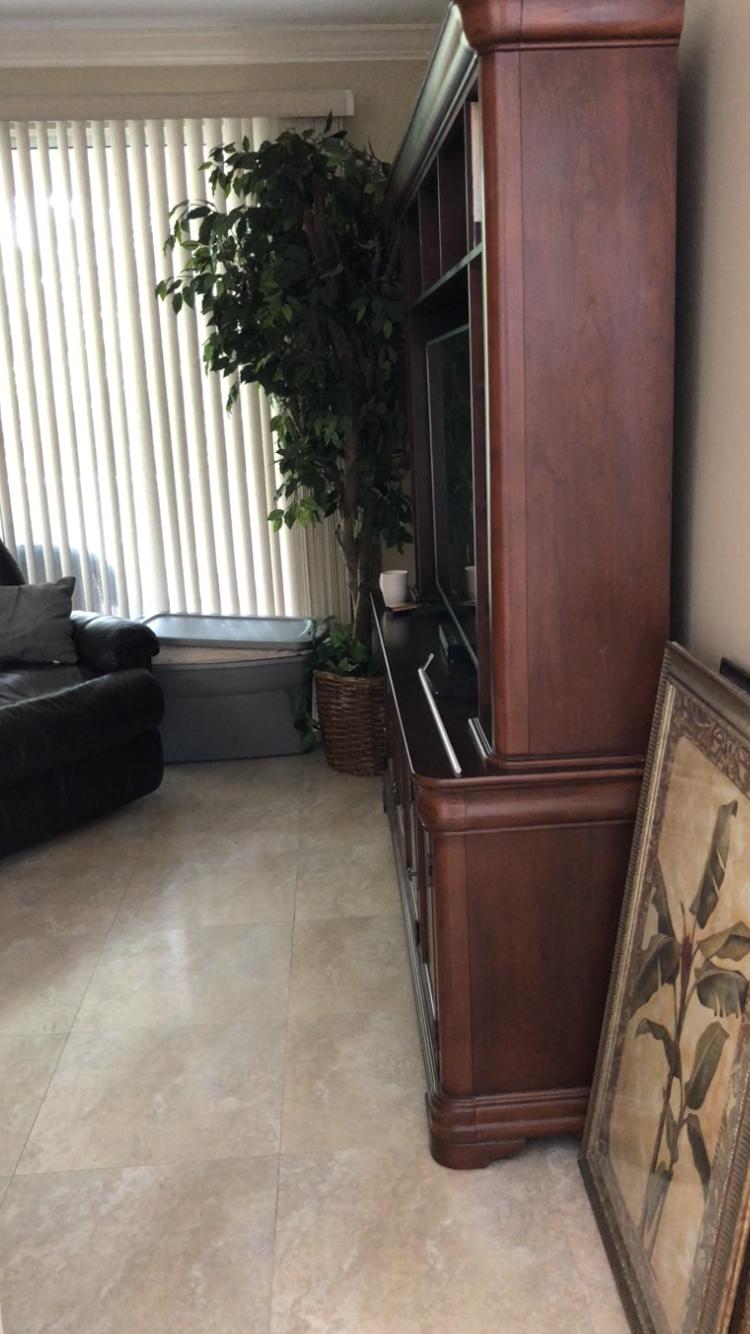 POINT OF VIEW CONDO - Residential