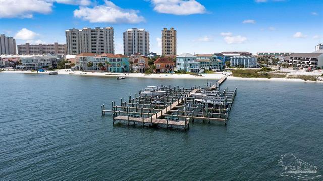 VILLAGE AT NAVARRE - Land