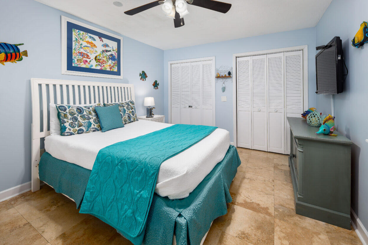 NAUTILUS CONDOMINIUMS - Residential