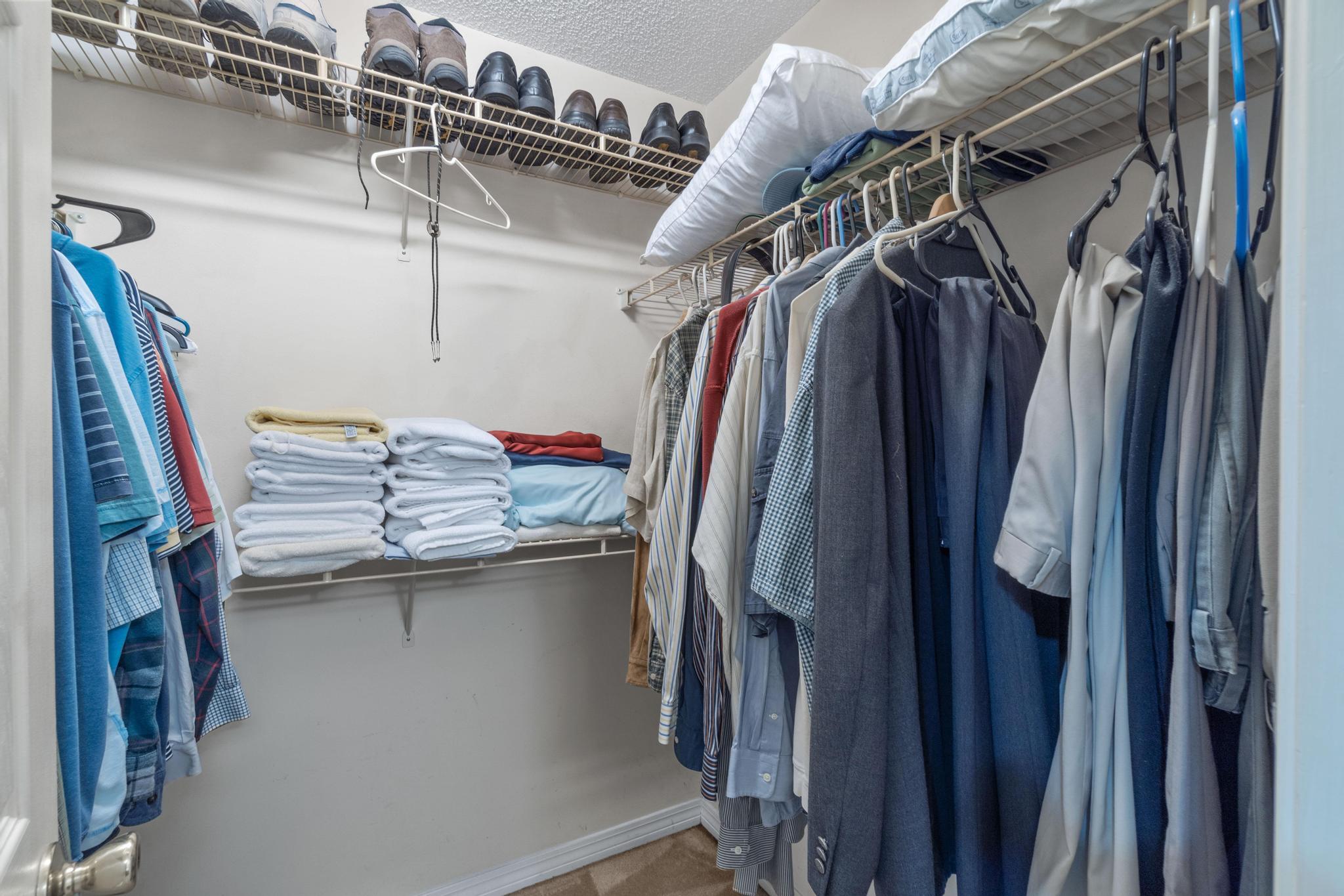 DEER VALLEY ESTATES - Residential