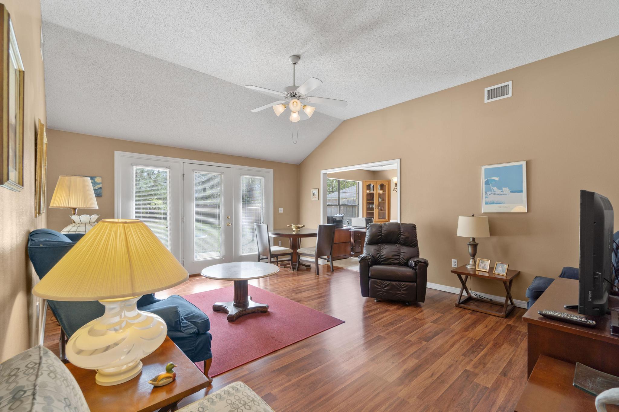 DEER VALLEY ESTATES - Residential