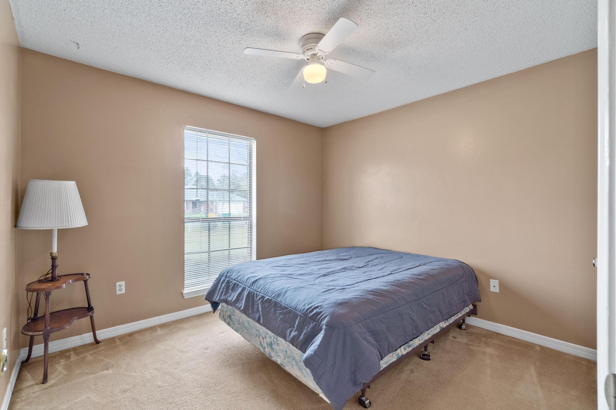 DEER VALLEY ESTATES - Residential