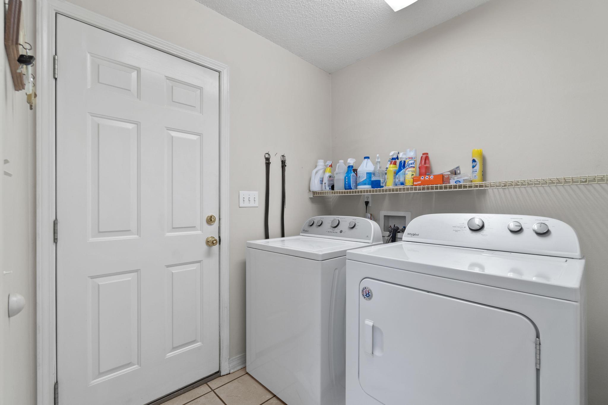 DEER VALLEY ESTATES - Residential