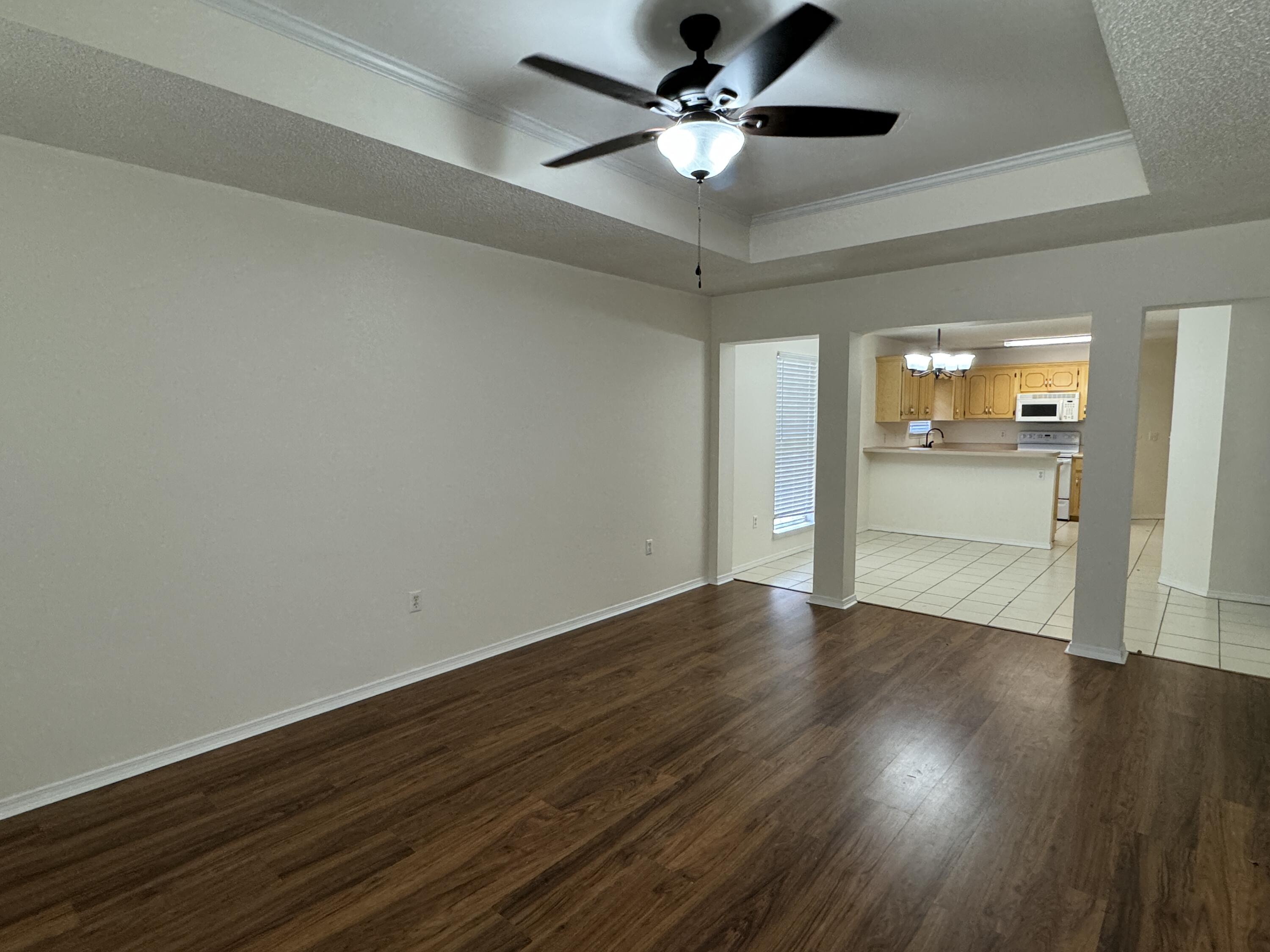 THE BUNGALOWS AT BLUEWATER BAY - Residential Lease