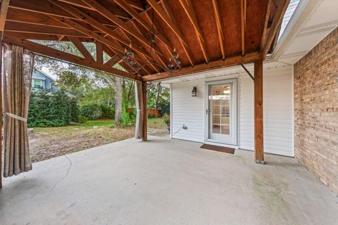 A home in Niceville