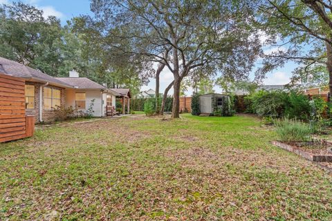 A home in Niceville