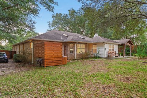 A home in Niceville