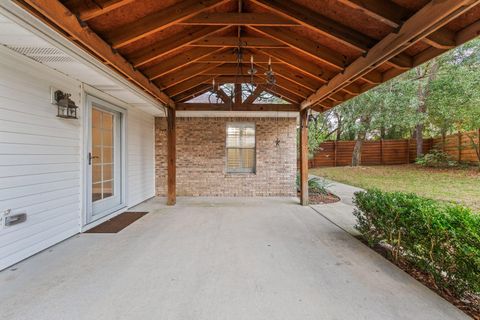 A home in Niceville