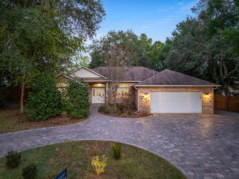 A home in Niceville