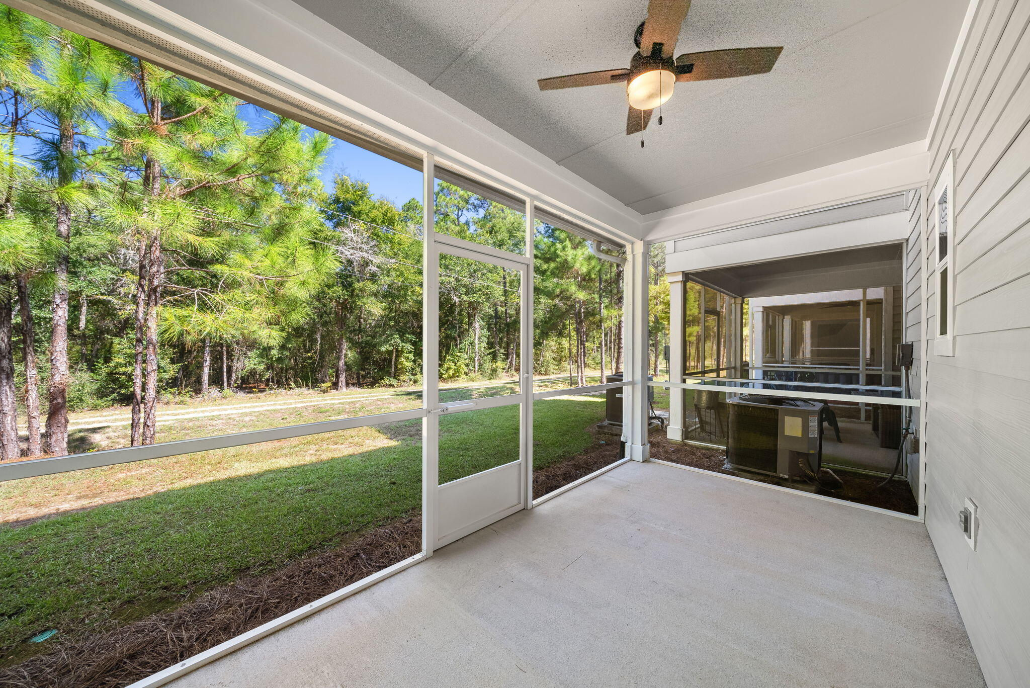 VERANDAS AT FREEPORT - Residential Lease