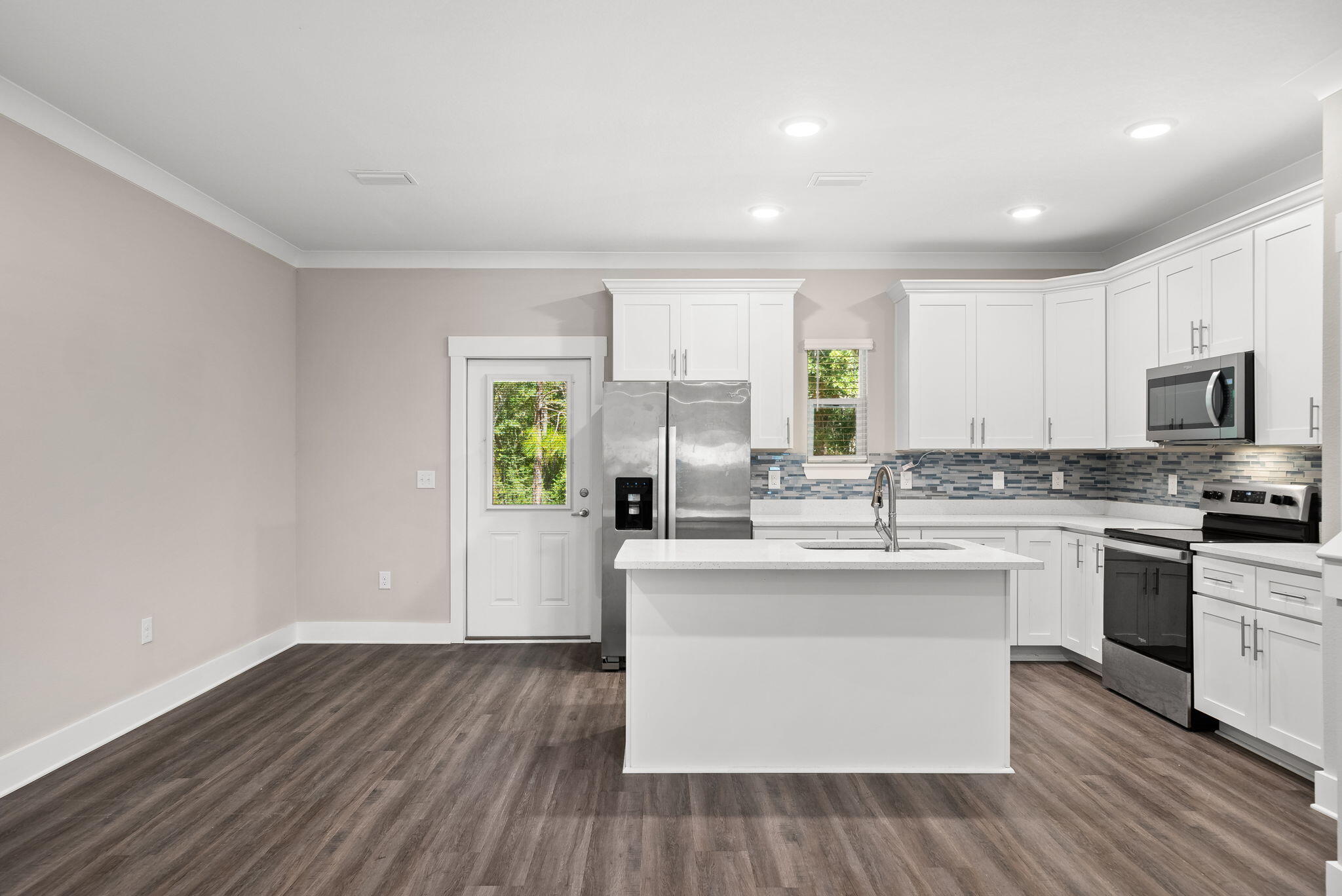VERANDAS AT FREEPORT - Residential Lease