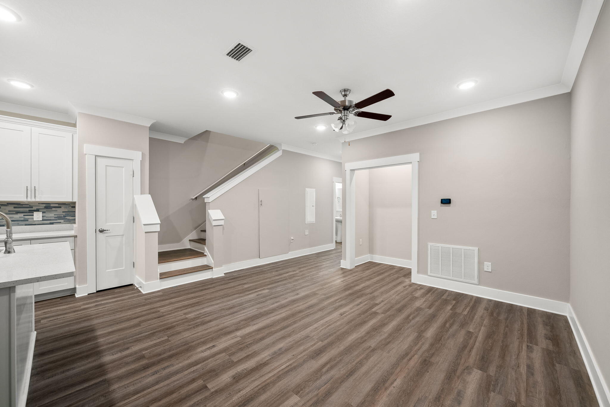 VERANDAS AT FREEPORT - Residential Lease