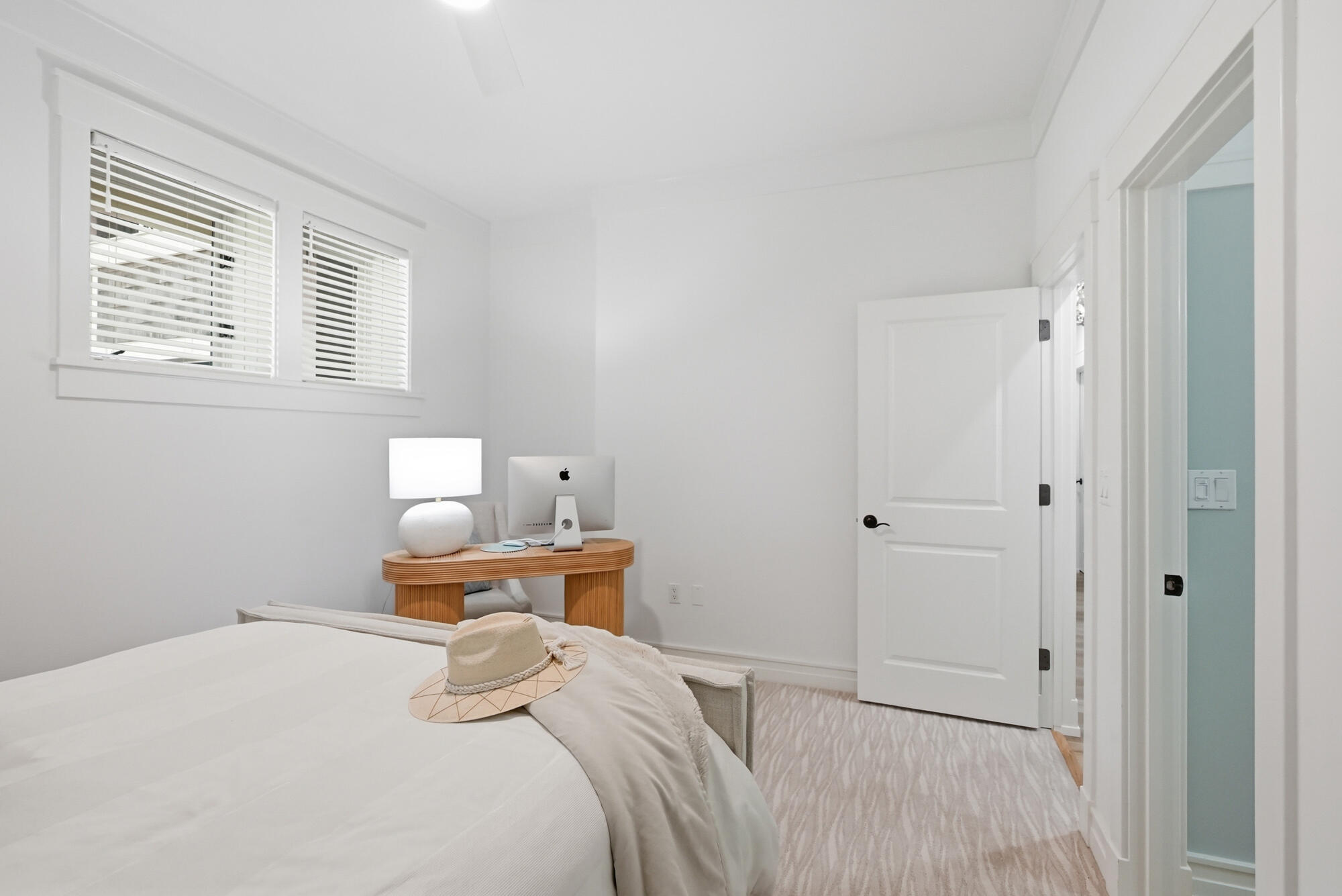 WILD HERON LAKESIDE LODGE - Residential