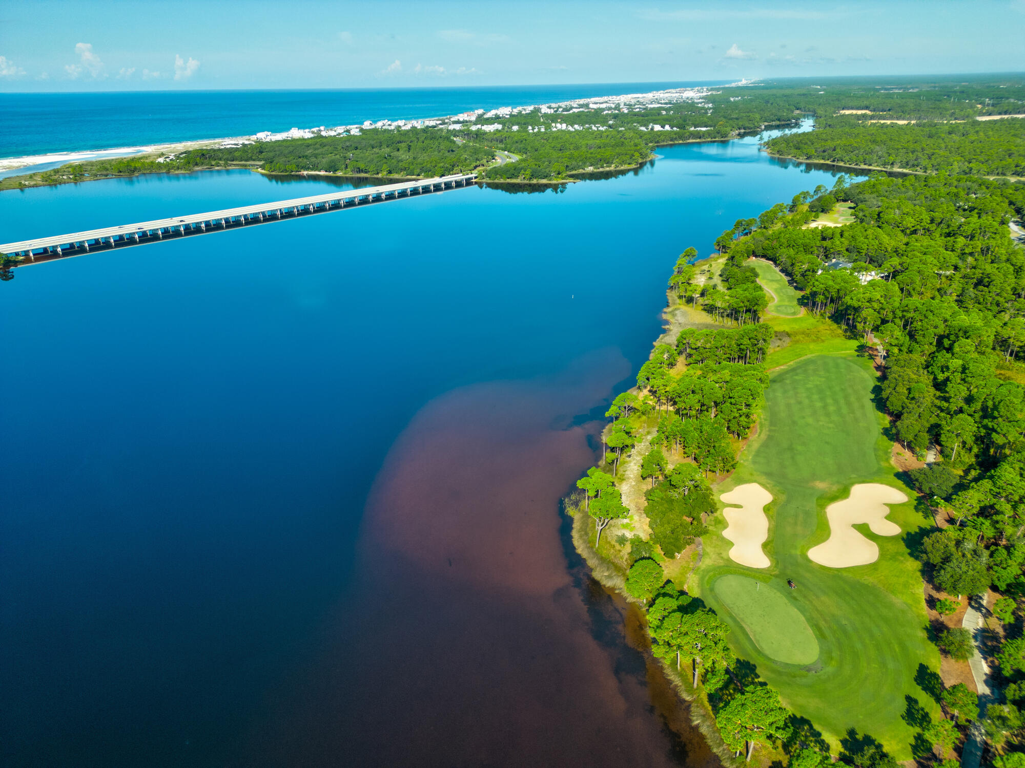 WILD HERON LAKESIDE LODGE - Residential