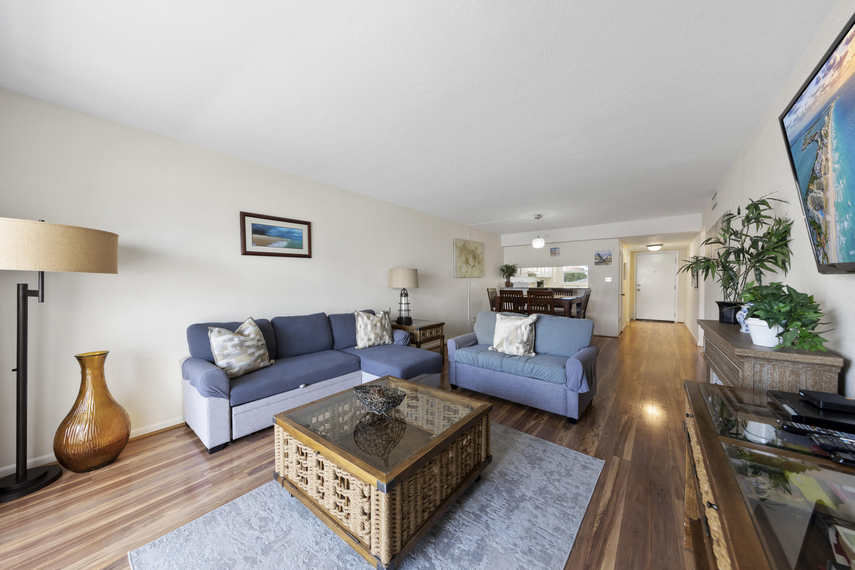 EL MATADOR CONDO - Residential