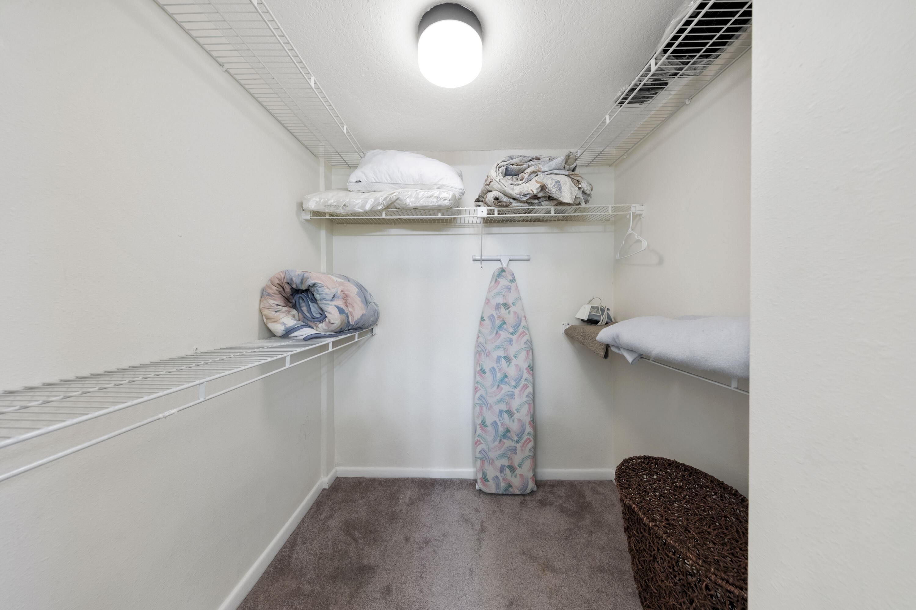 EL MATADOR CONDO - Residential