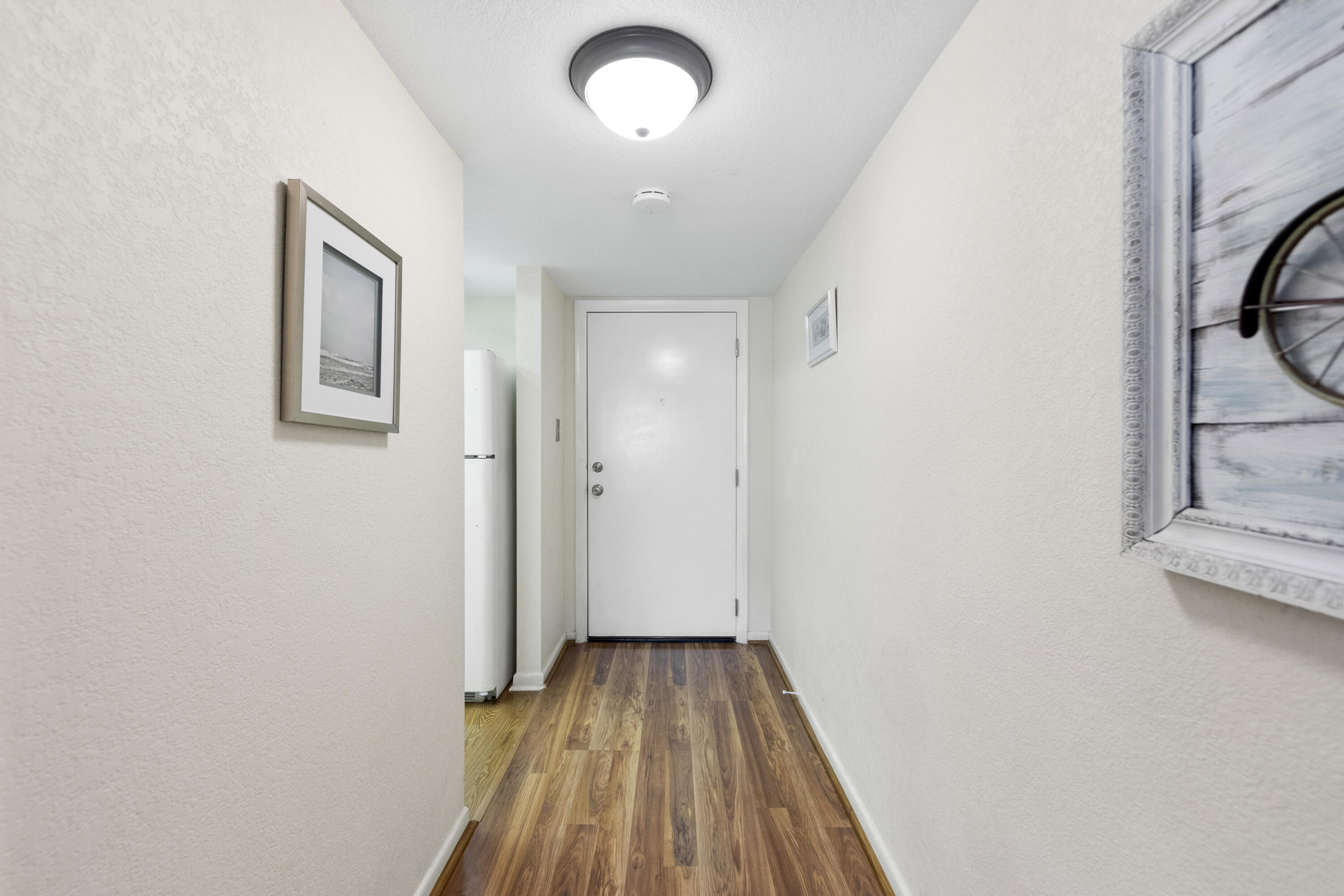 EL MATADOR CONDO - Residential