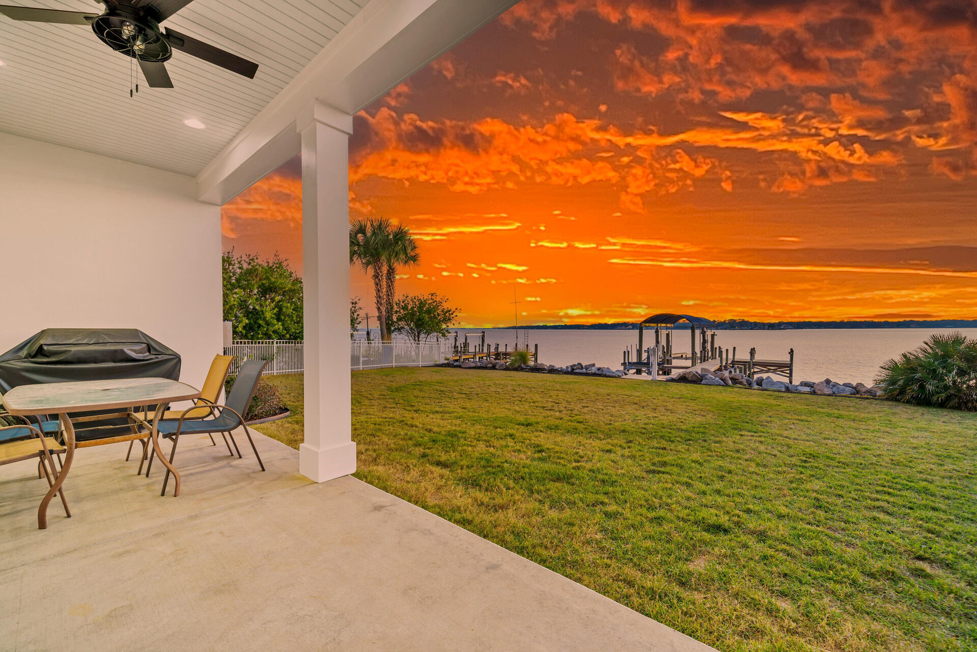 The Pointe - Residential