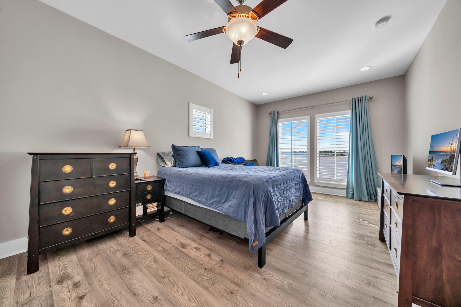 The Pointe - Residential