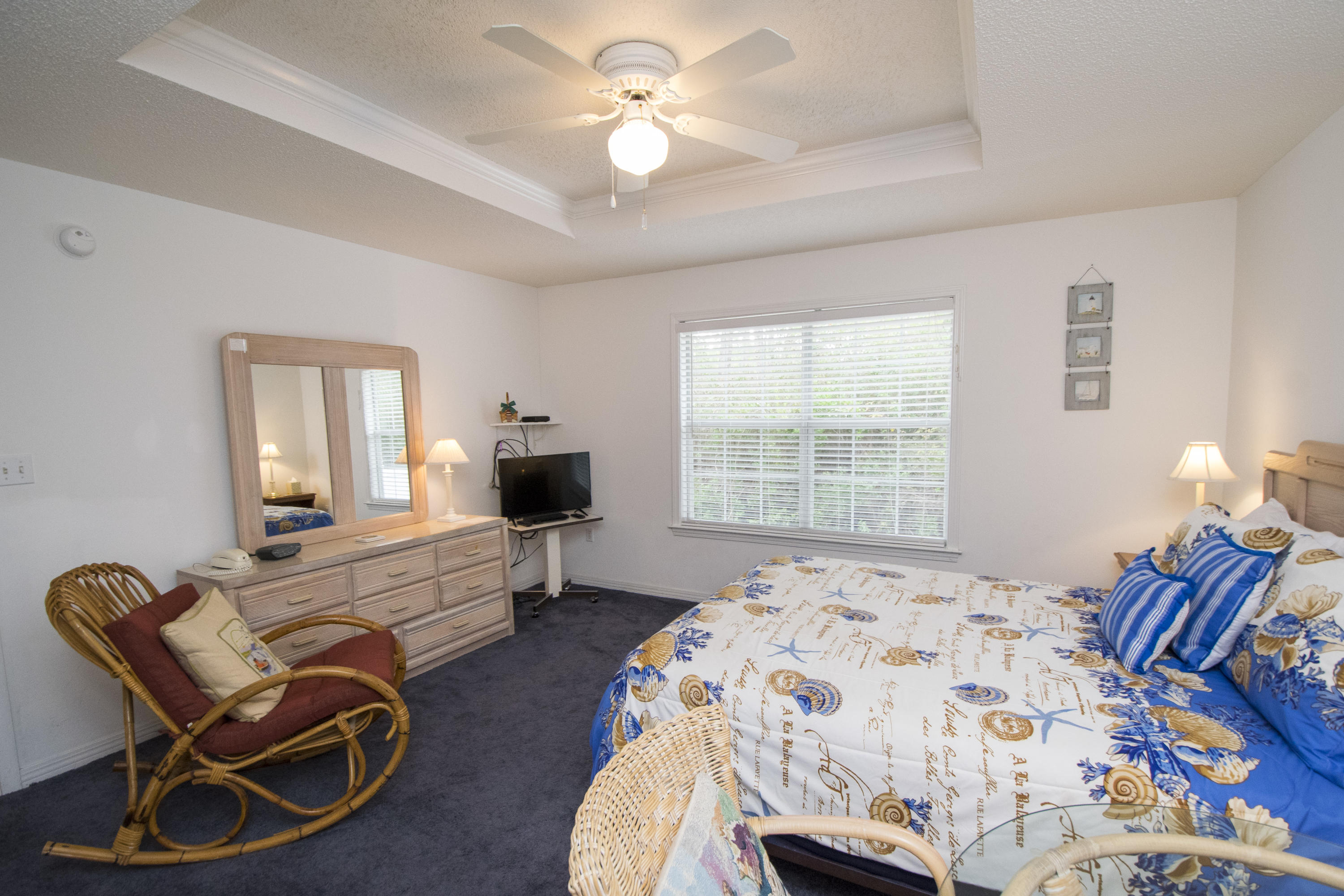 Gulf Shore Manor - Residential