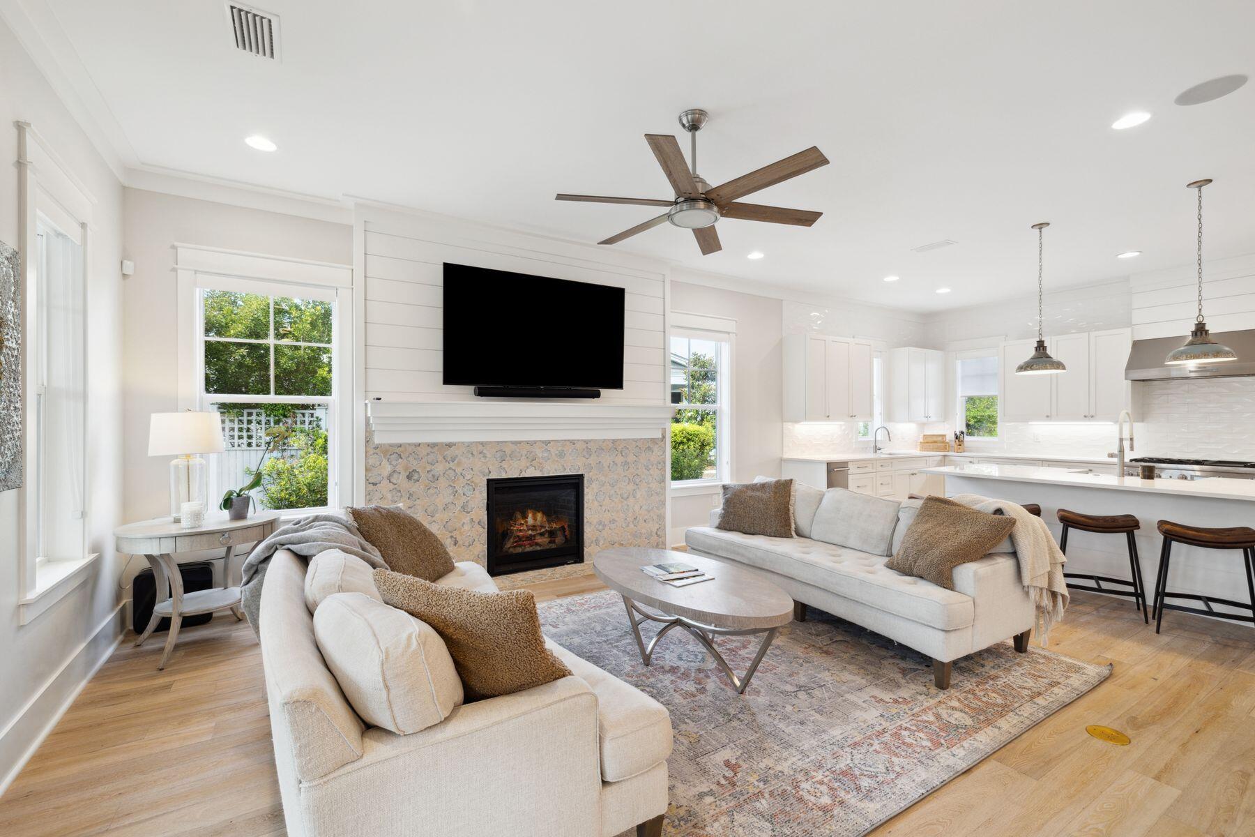 WATERSOUND ORIGINS - Residential