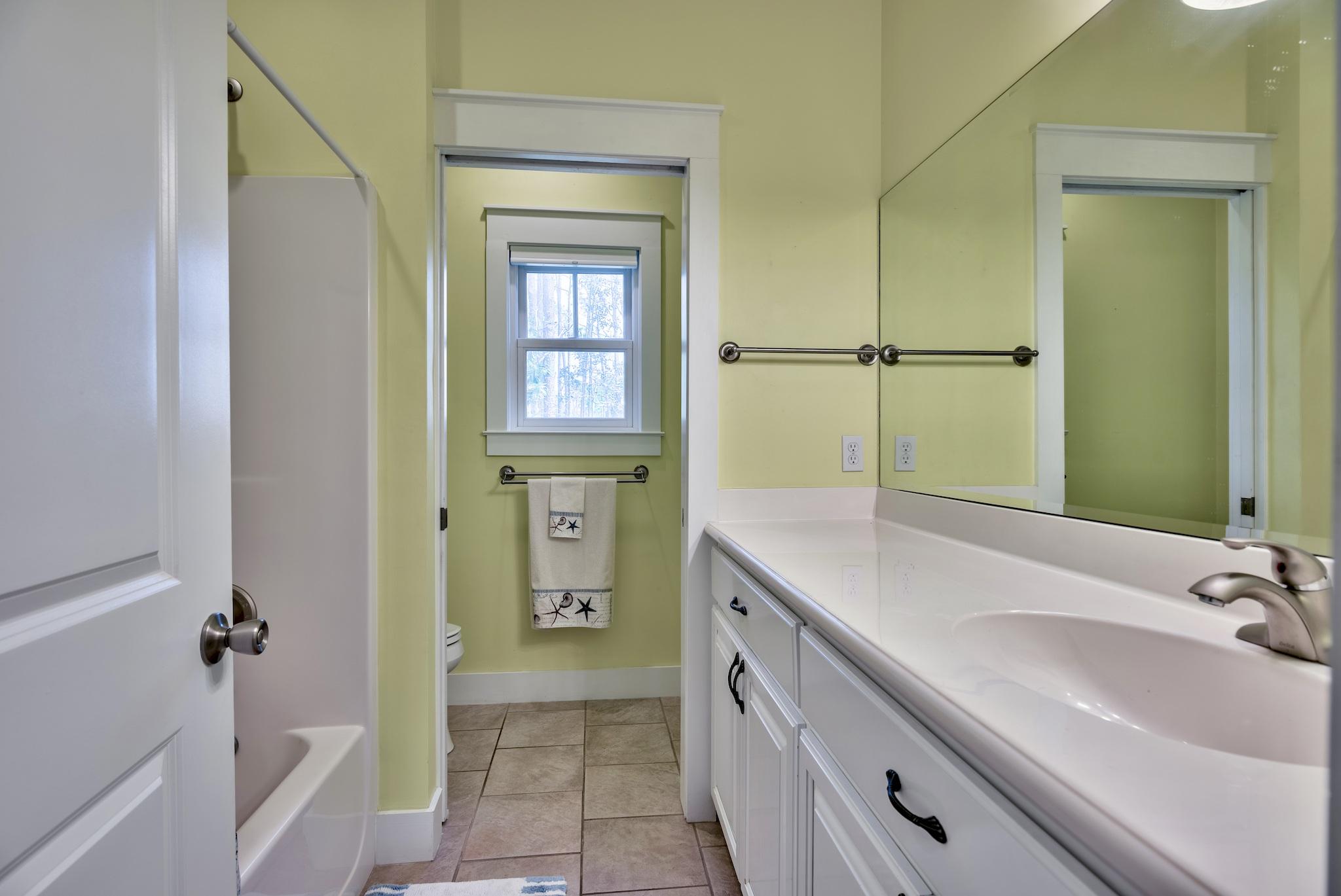 CESSNA LANDING - Residential