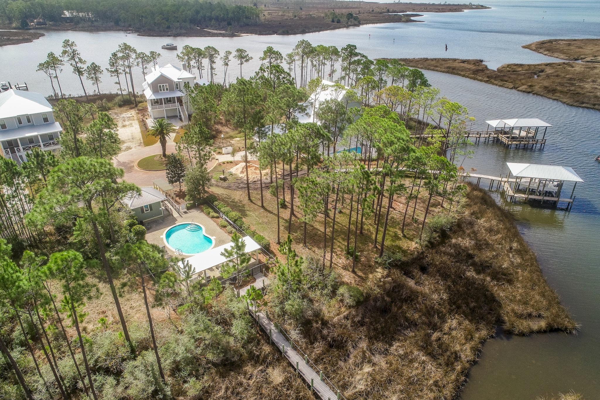 CESSNA LANDING - Residential